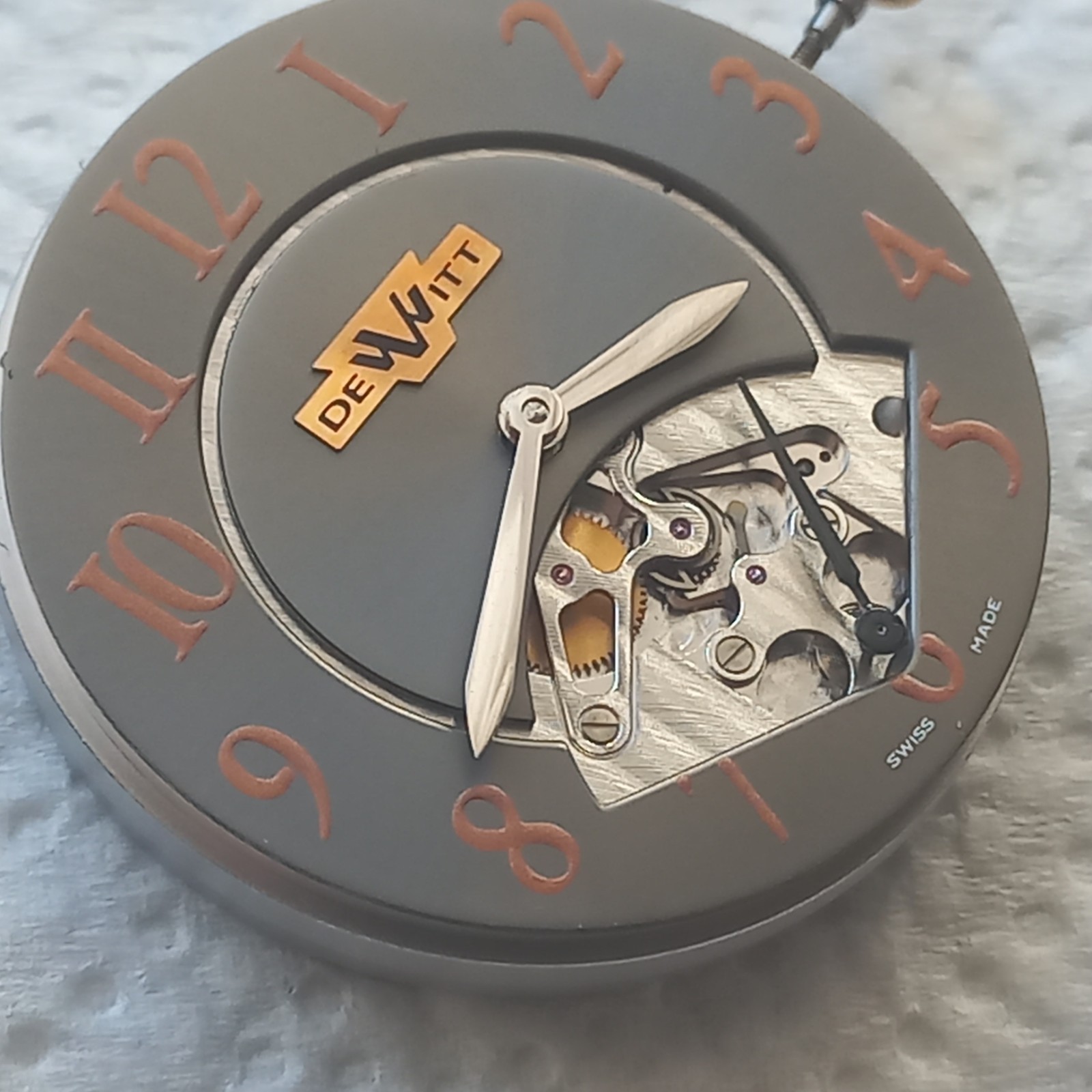 DeWitt Retrograde Watch Movement – Complete Set Dial + Movement + Metal Holder