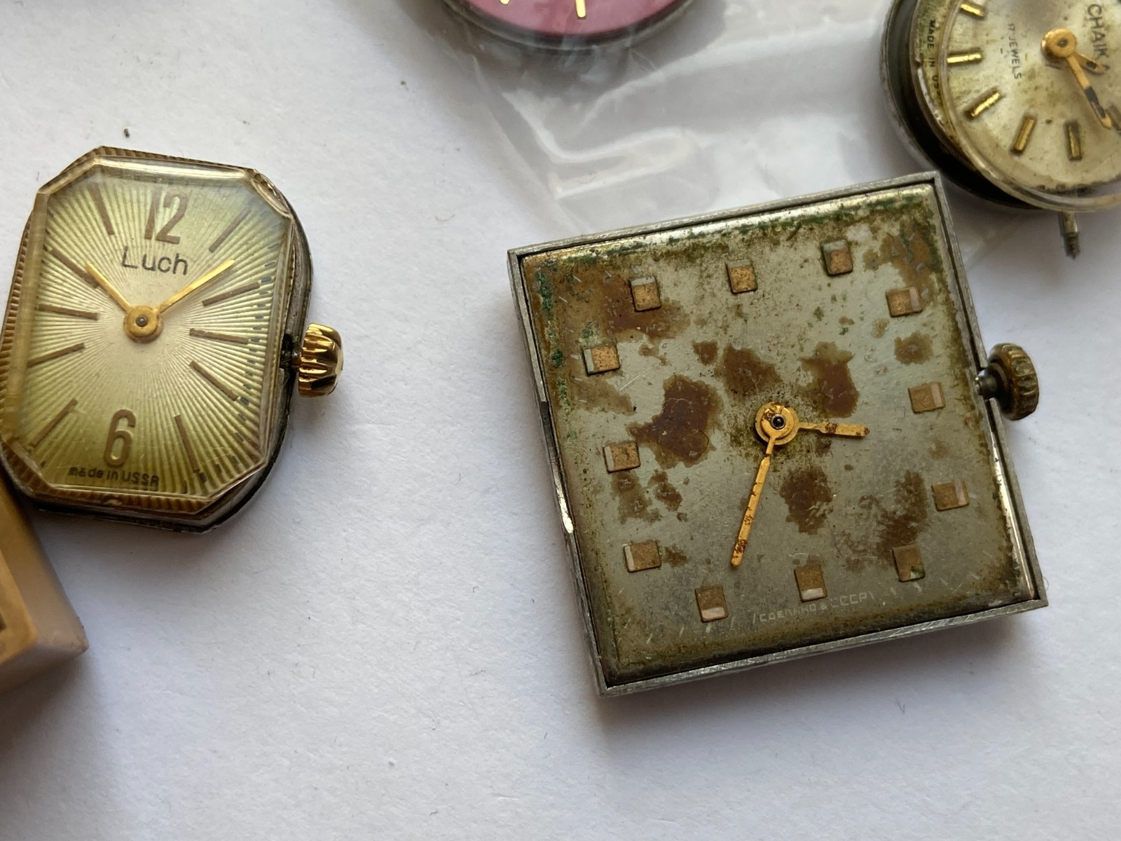 VINTAGE MEN /WOMEN WRIST WATCH PARTS + BOX POLJOT SPORTIVEN LUCH 2209 MIX LOT