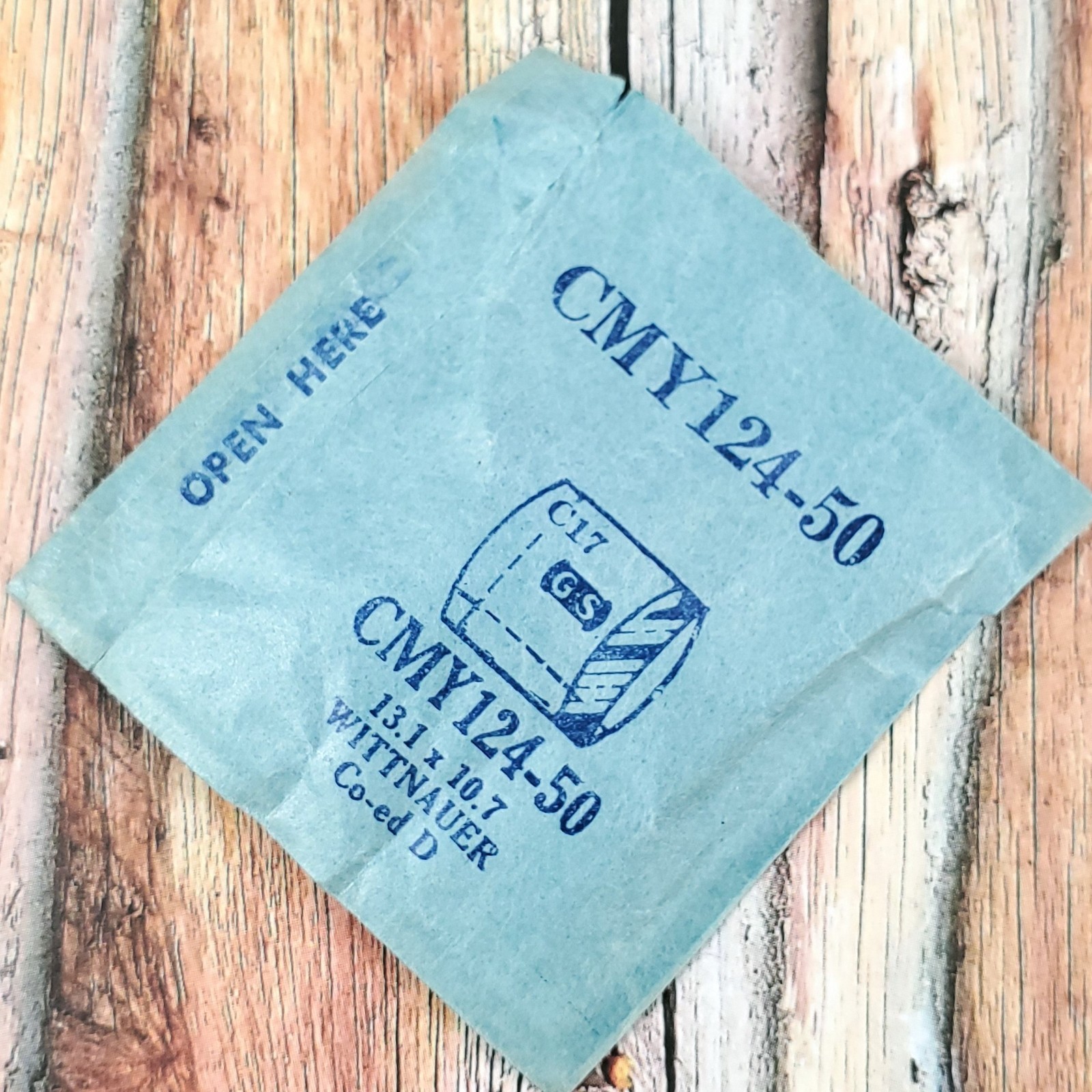 Vintage GS CMY124-50 Wittnauer Co-ed D. 13.1 x 10.7