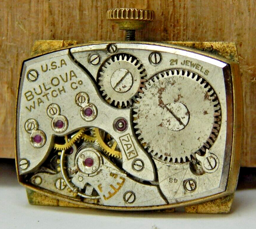 Vintage Bulova 1948 7AK 21 jewel wrist watch movement with stem & crown