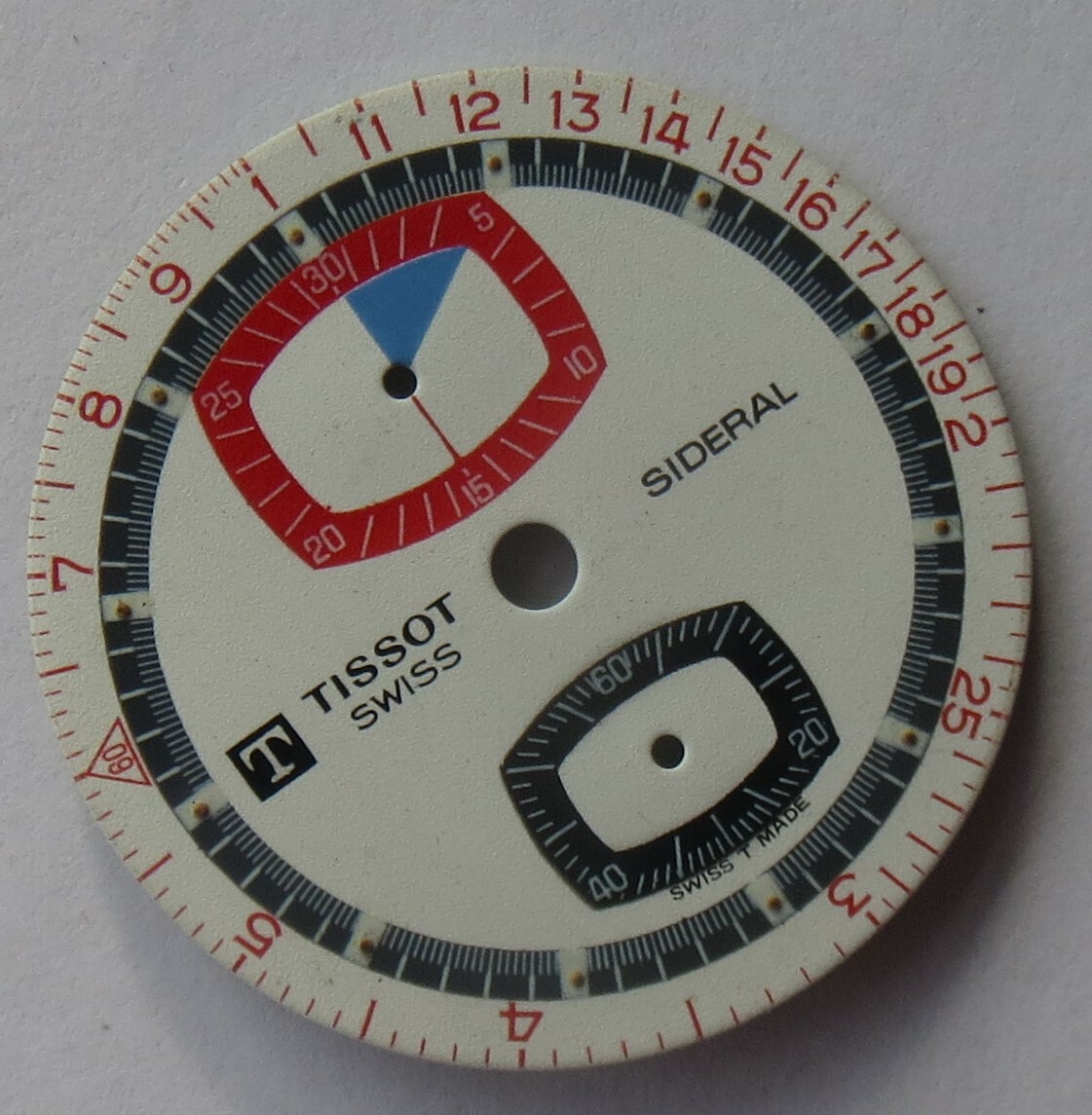 Tissot Sideral chronograph mens wristwatch dial 29,5 mm. in diameter