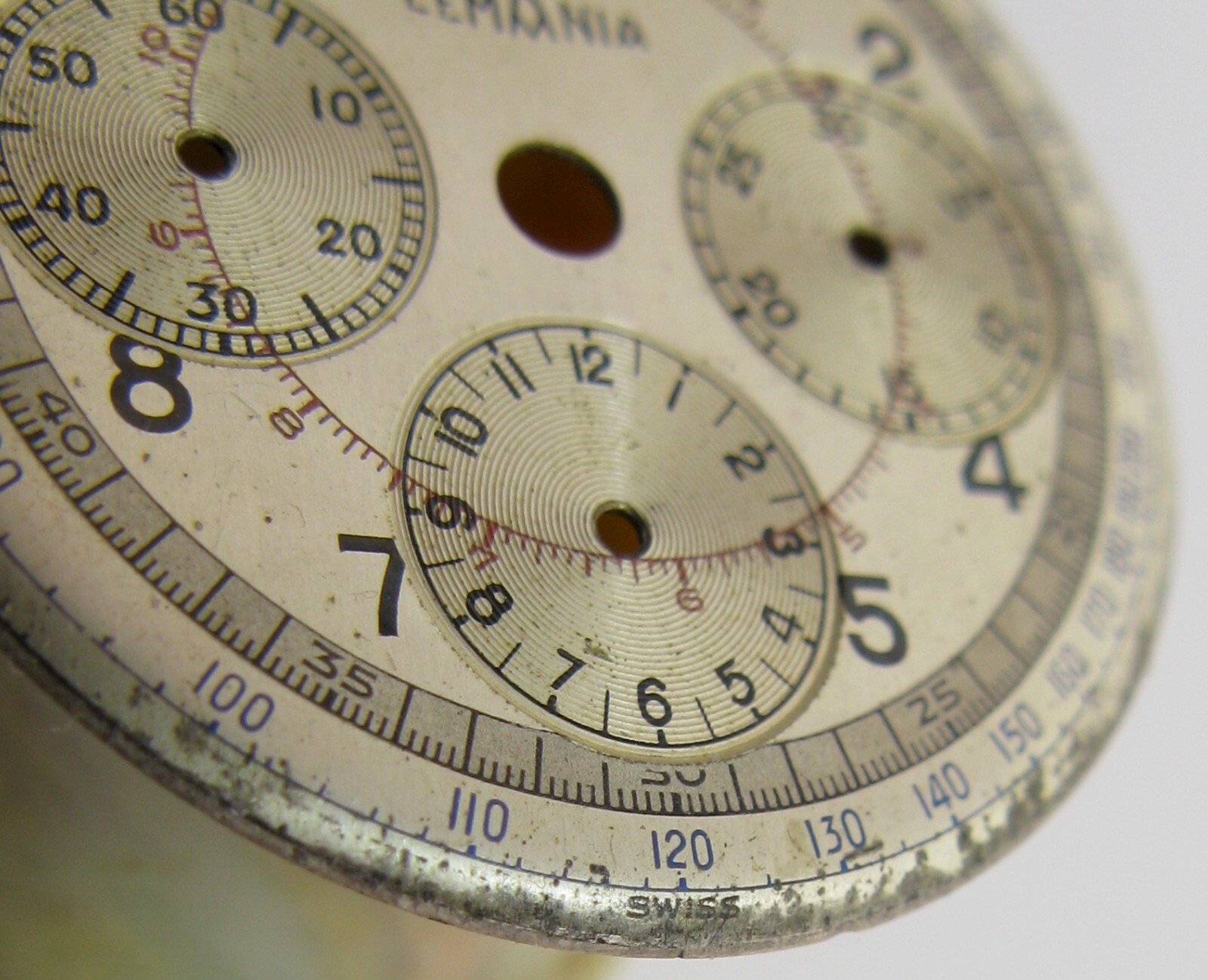 Lemania chronograph 3 registers 321 27CHRO … part: used DIAL diameter 28.4 mm