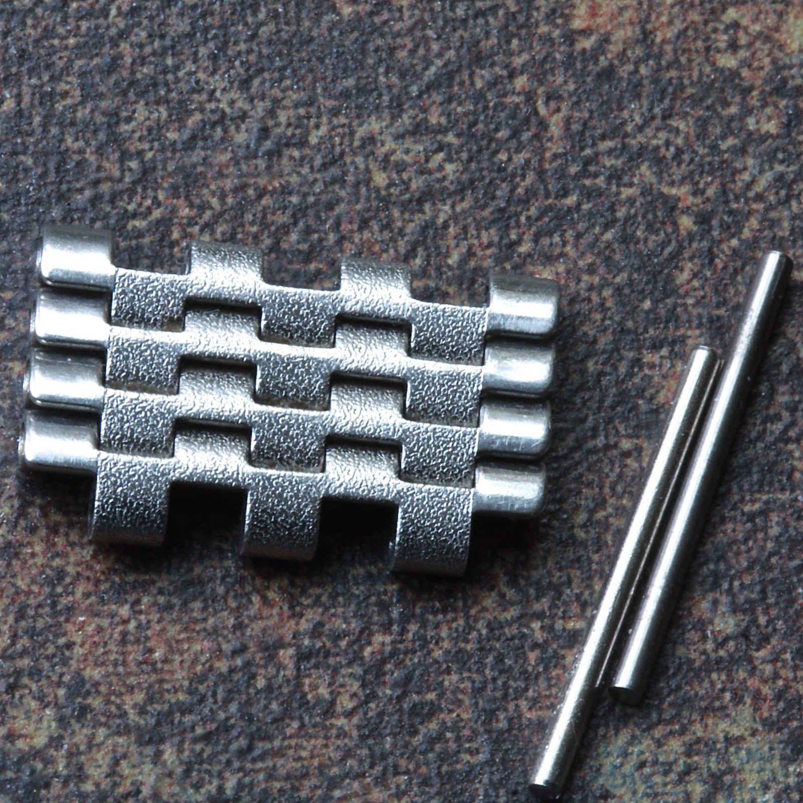 4 NOS spare links for NSA watch band steel 7-row brushed & polished bracelet