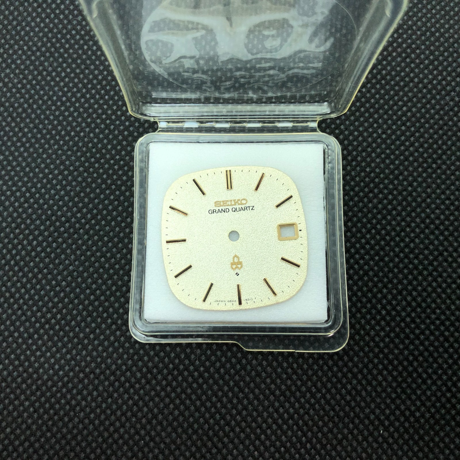 [w2304] SEIKO GRAND QUARTZ Dial 4842-5010 NOS Parts No 0268 Gold MT