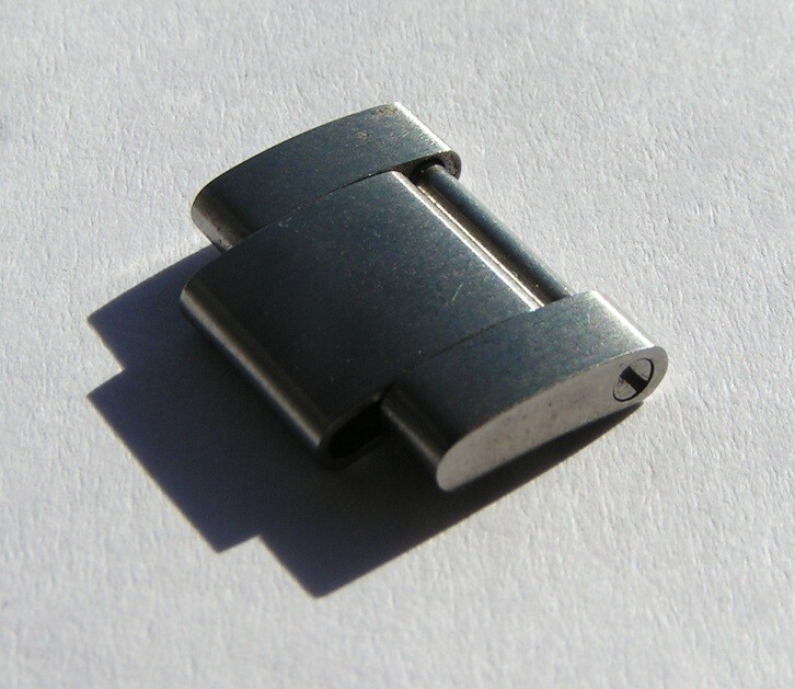 Rolex Submariner 16610, 40mm ca. 1995 Link Steel 15,77mm matted I1203