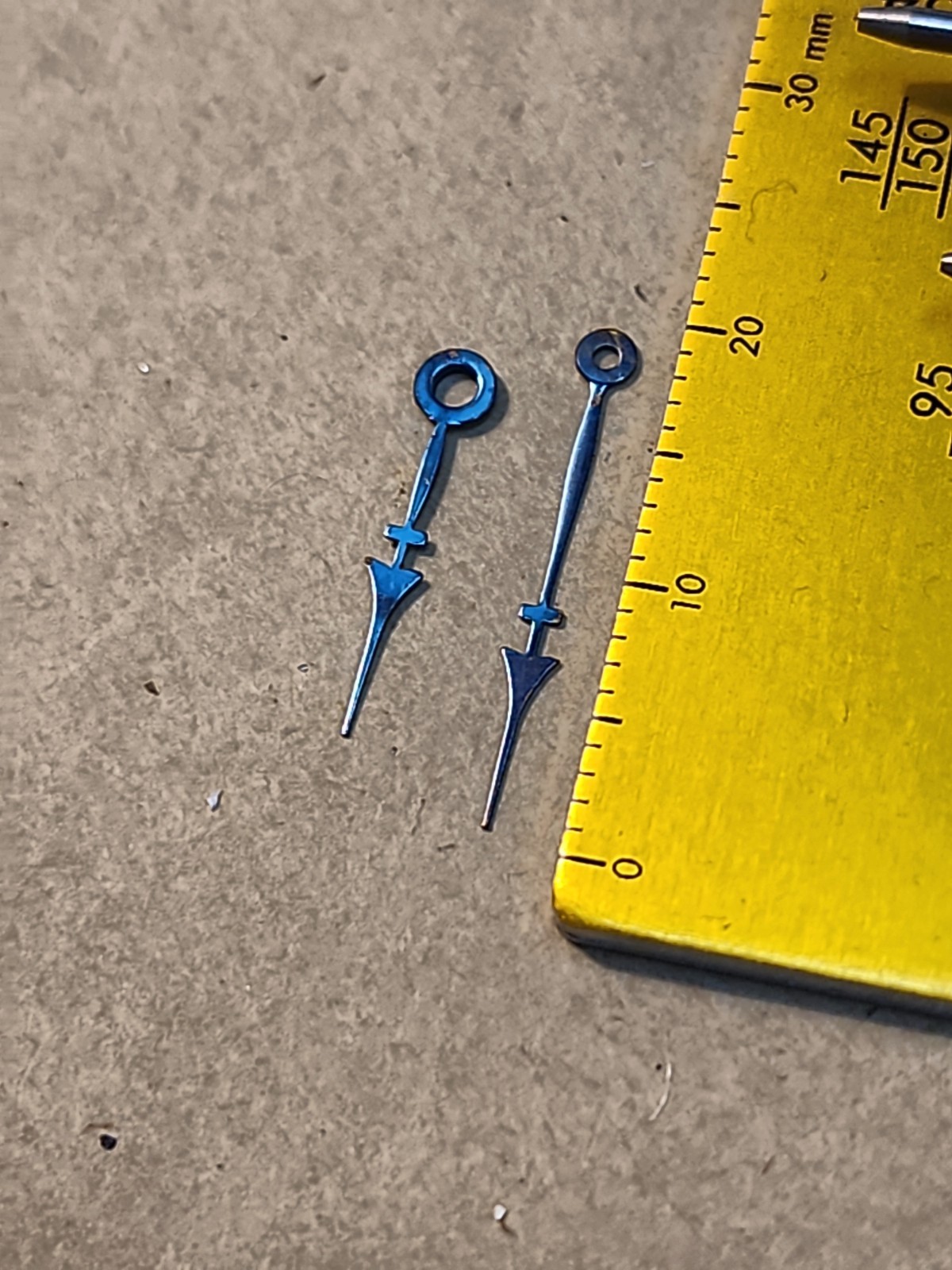 Set Of NOS Howard 12s Blue Arrow Hour/Min Hands 160/95 For Restoration