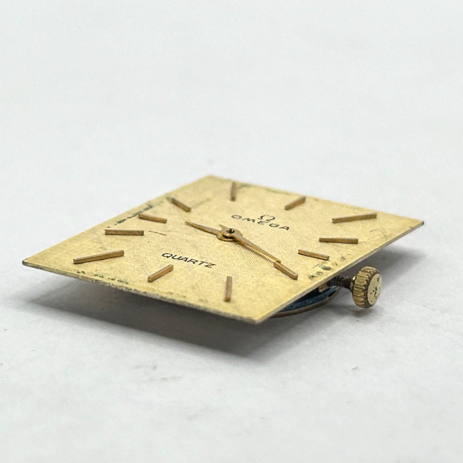 Vintage OMEGA 1380 7 Jewels Quartz Wristwatch Movement ONLY – Working