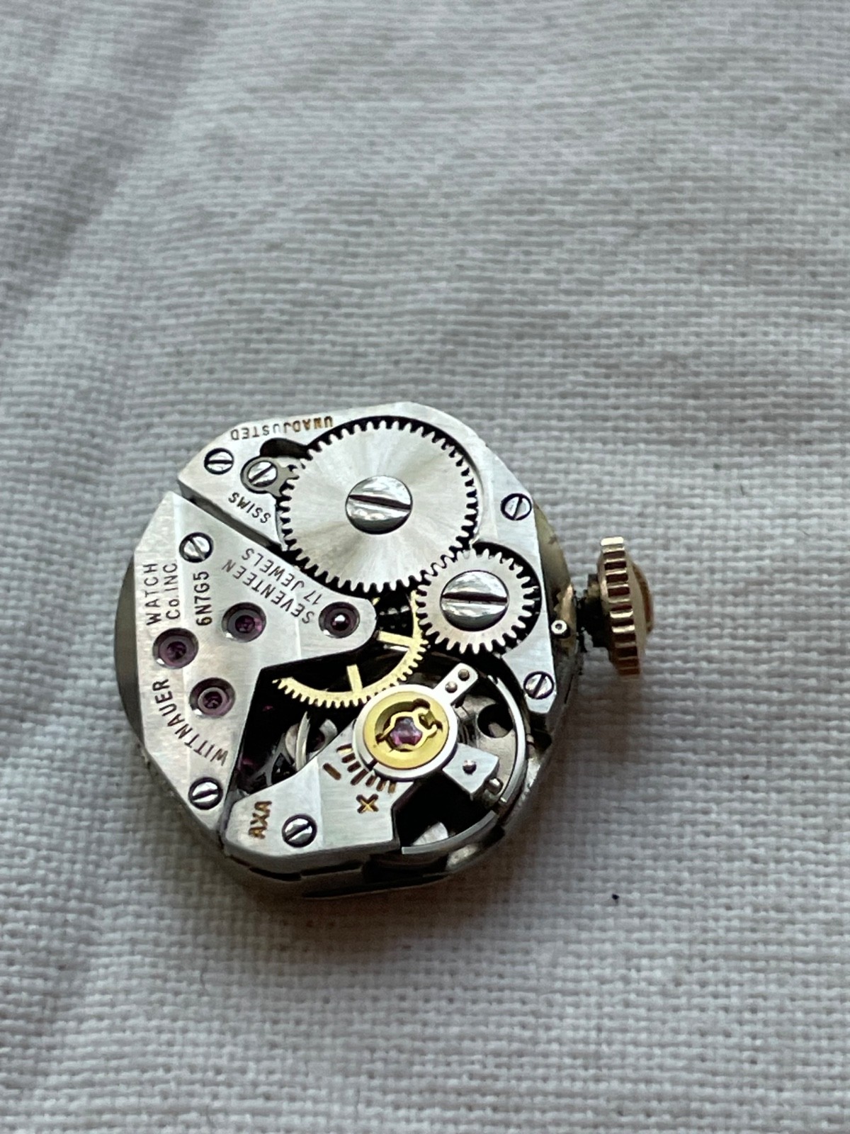 Wittnauer 6N7G5 – movement for ladies watch RUNS, lot2507