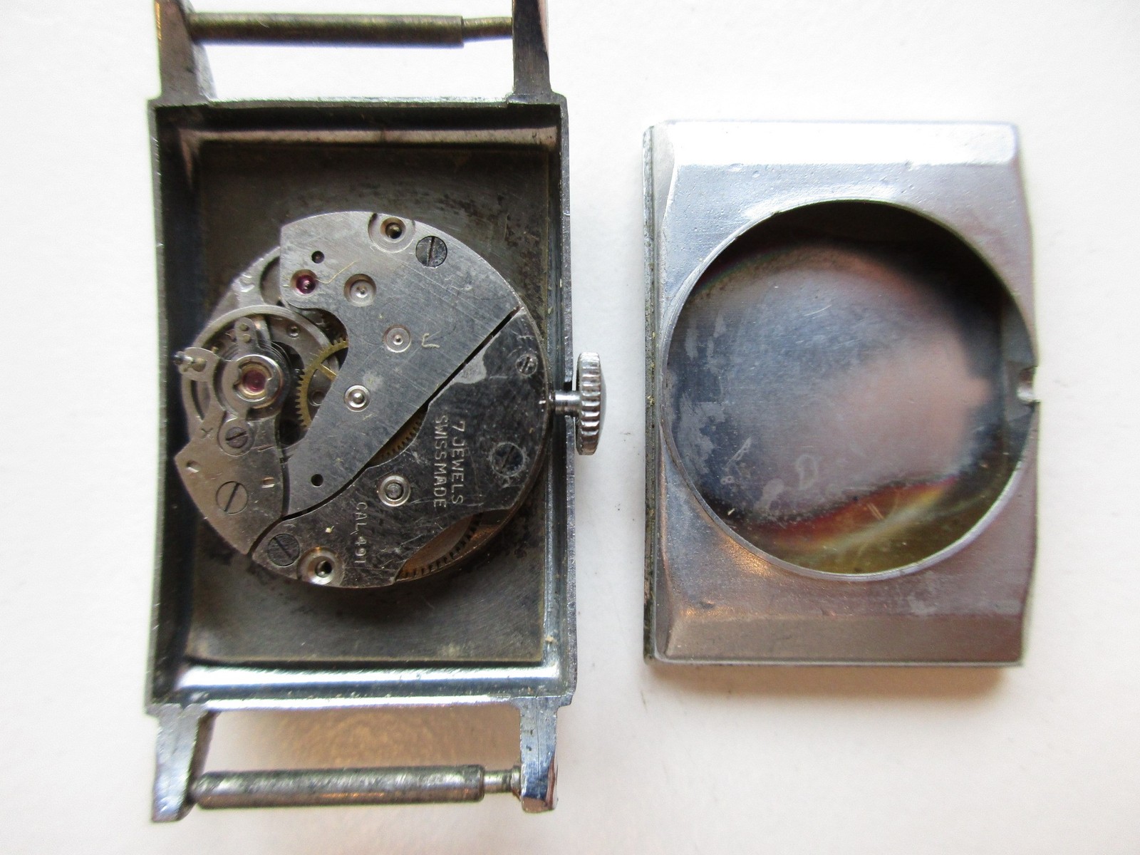 Oris cal. 491 Swiss watch movement in case – for parts