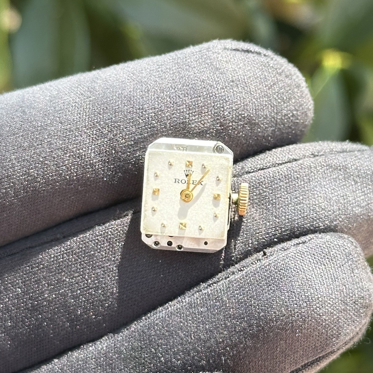 Vintage Rolex 17 Jewel Manual Wind Ladies 11.5mm Watch Movement / Dial