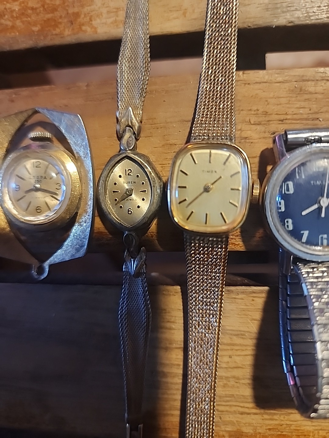 Vintage Wind Up Watches For Parts.
