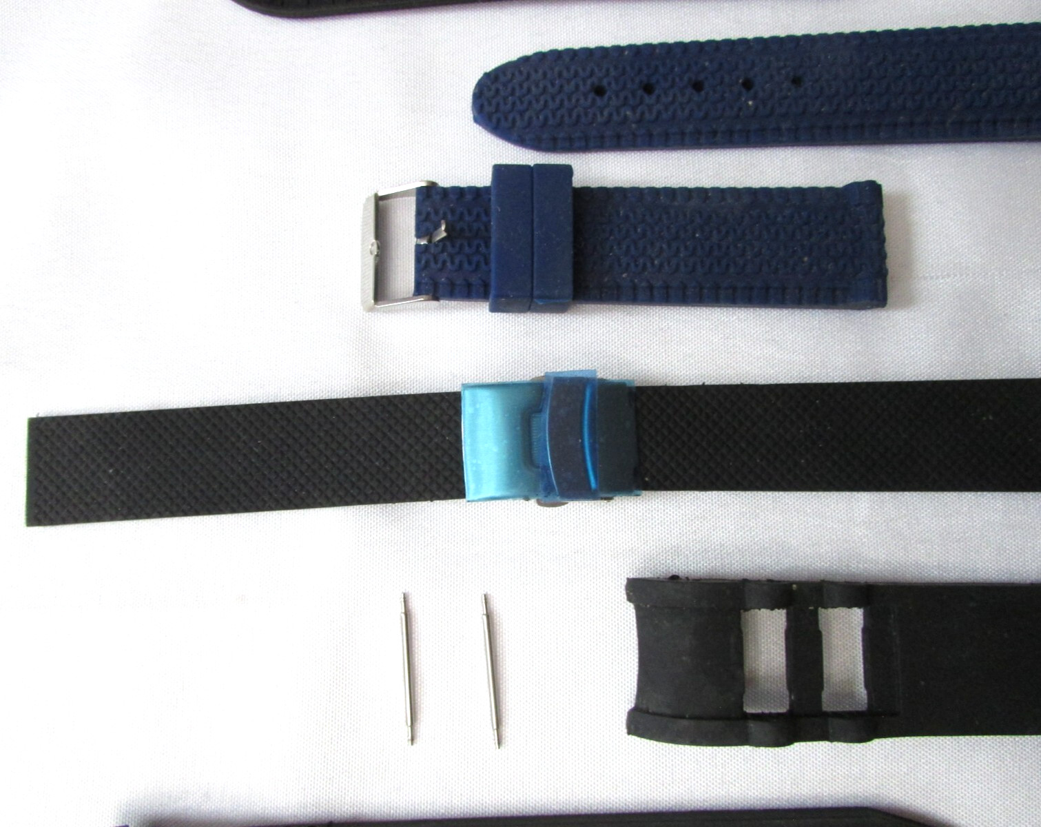 RUBBER BLUE & BLACK WATCH DIVE STRAPS/BANDS 18-25mm P&R 4CT LOT W65