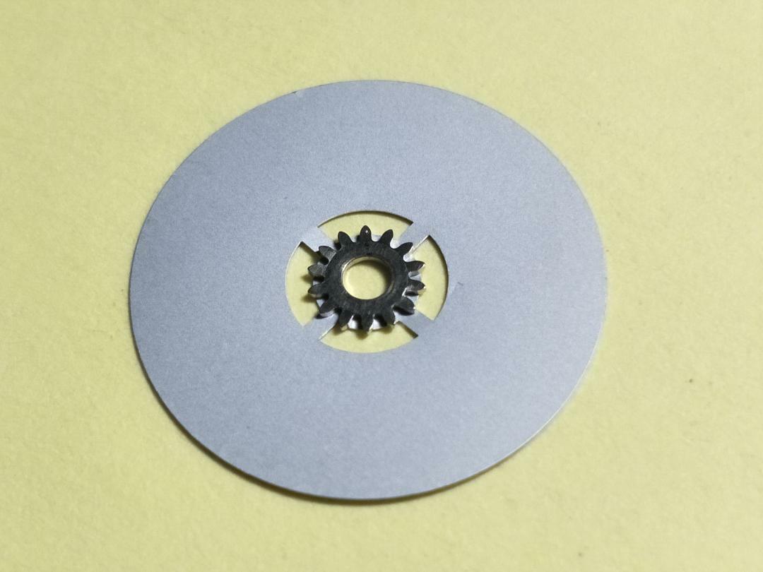 870933 GENUINE DAY DIAL DISC CROWN AT 3 O’CLOCK DAY/DATE WINDOW SEIKO 6156