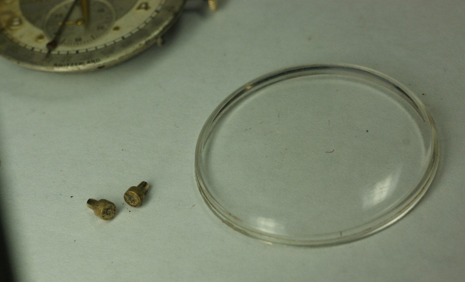 Movado Triple Date Calendar Cal. 475 Movement RUNS w/ Dial Crown Parts