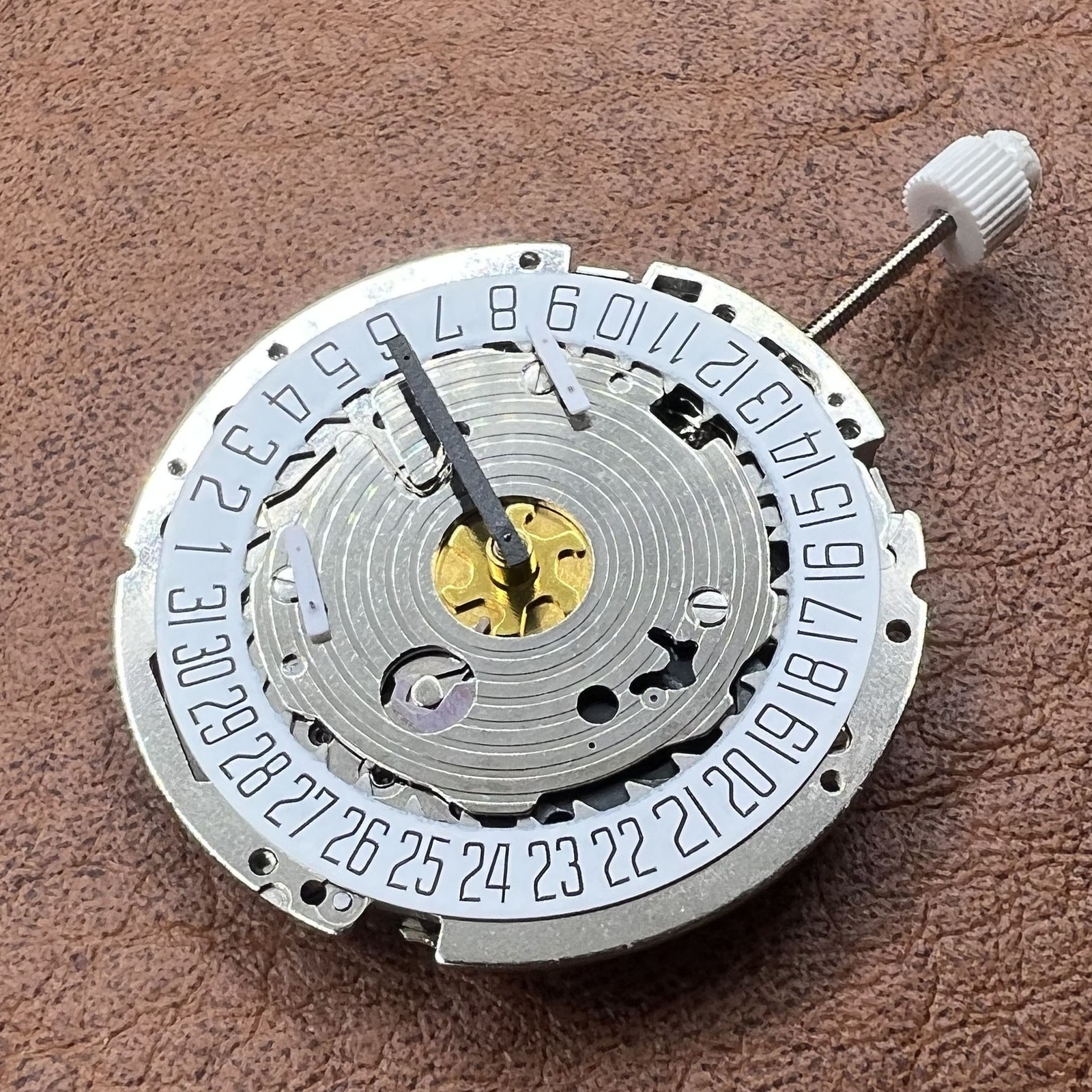 Swiss Made Silver ISA 8171 Quartz Movement 5 Hands Date At 6 White Disk