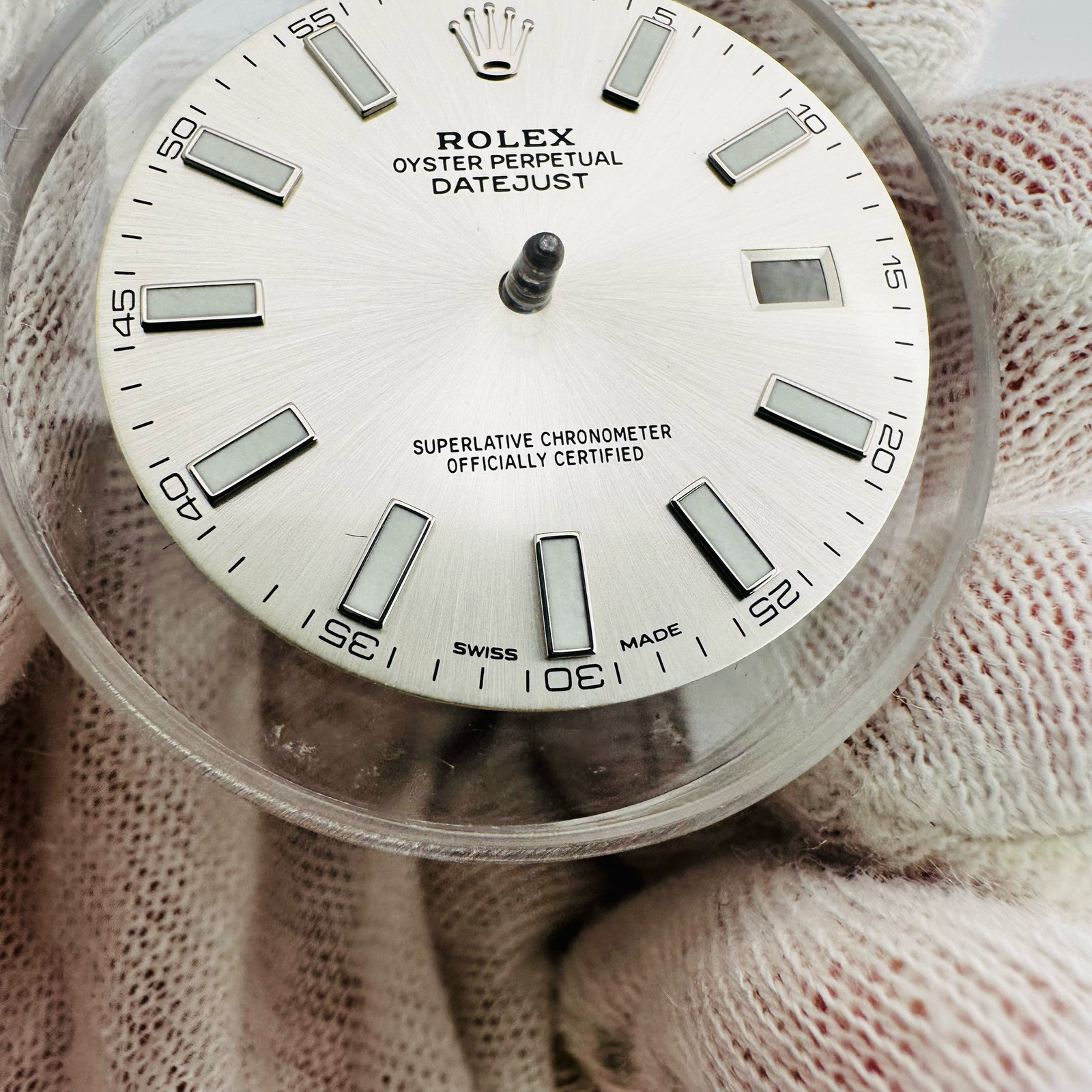 EXCELLENT Rolex Silver Index Dial 40mm Datejust2 116300 116334