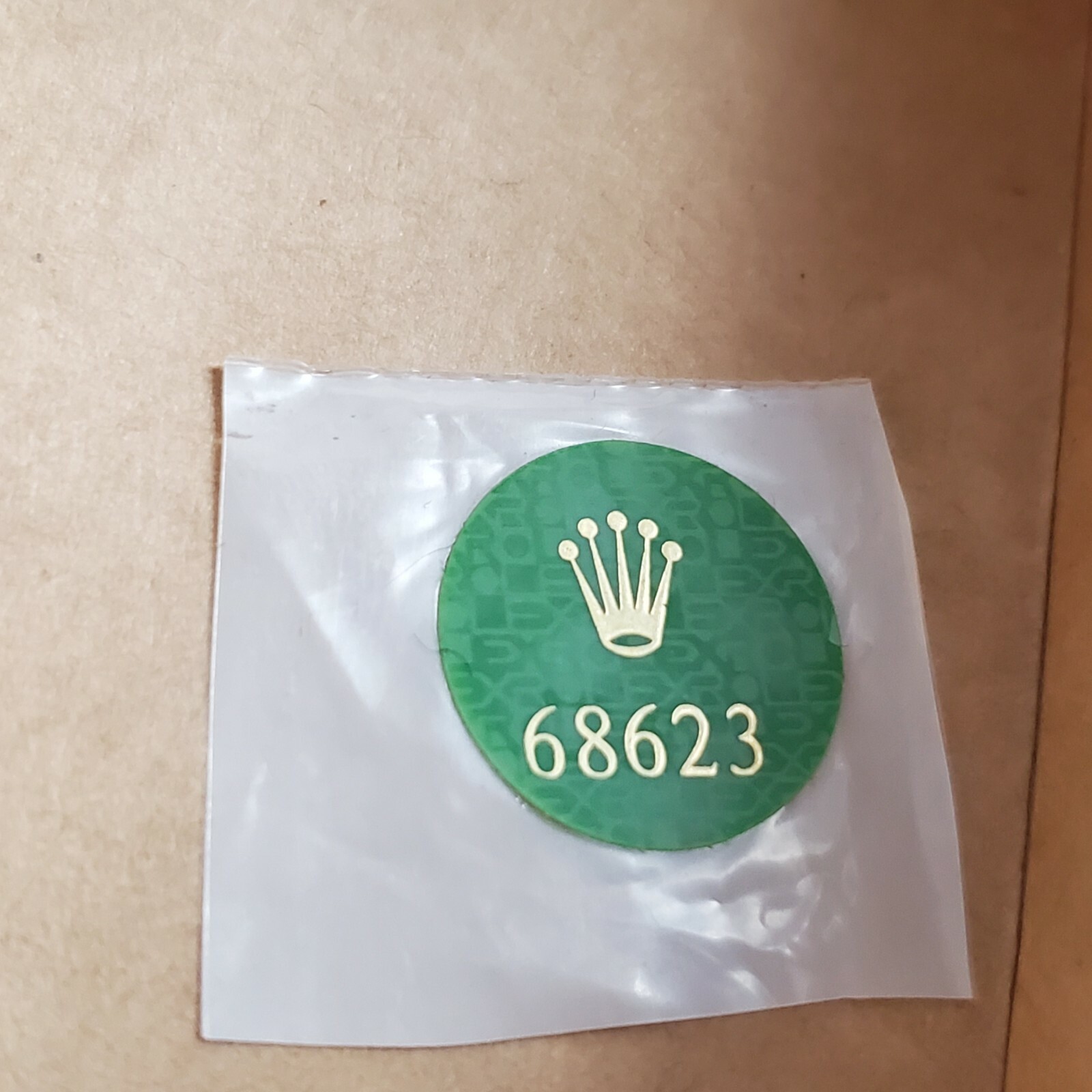 Rolex 68623 Yachtmaster 35 Midsize Watch Green Case Back Hologram Sticker