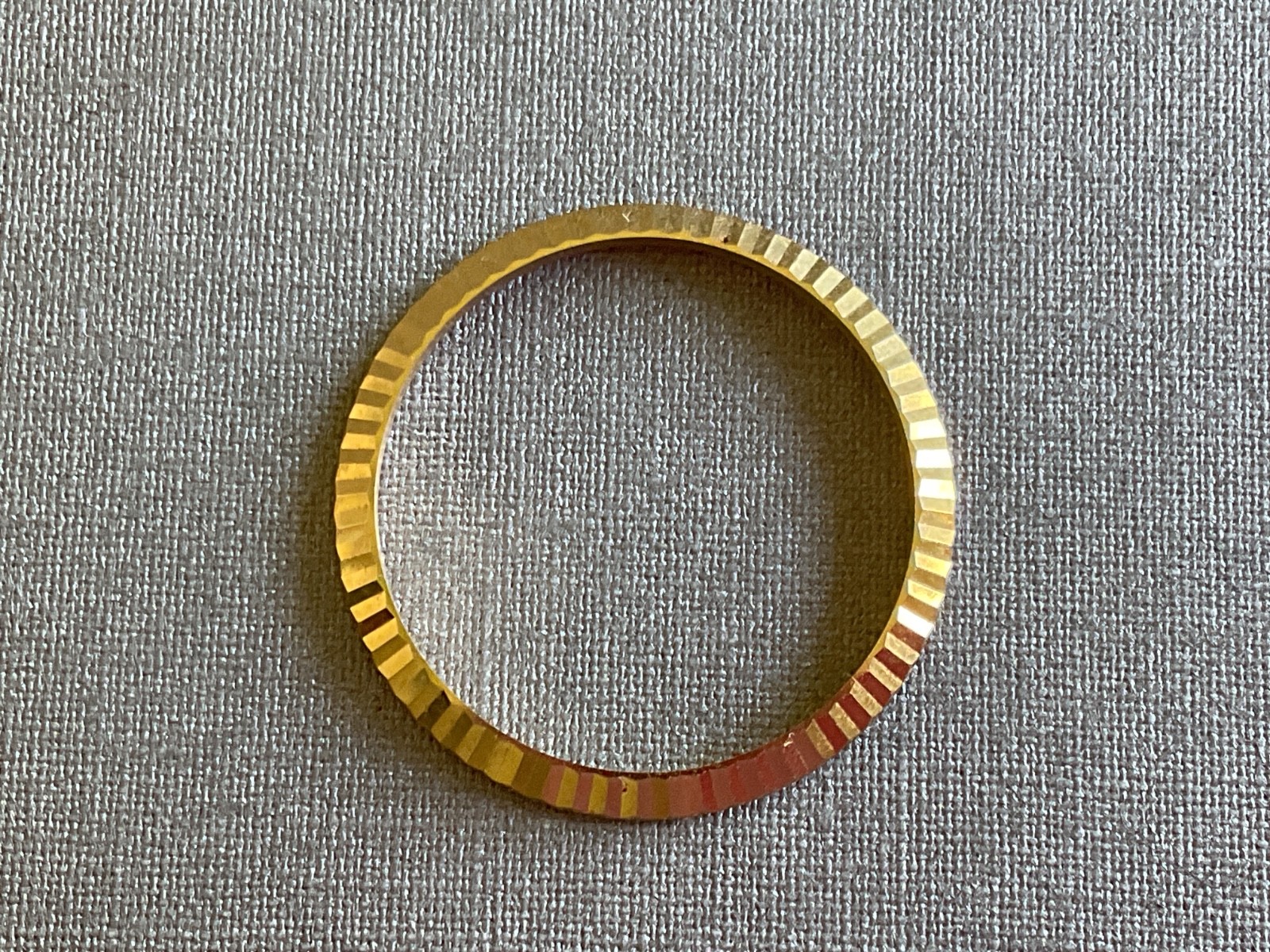 14K Gold Rolex 24mm Ladies Fluted Watch Bezel