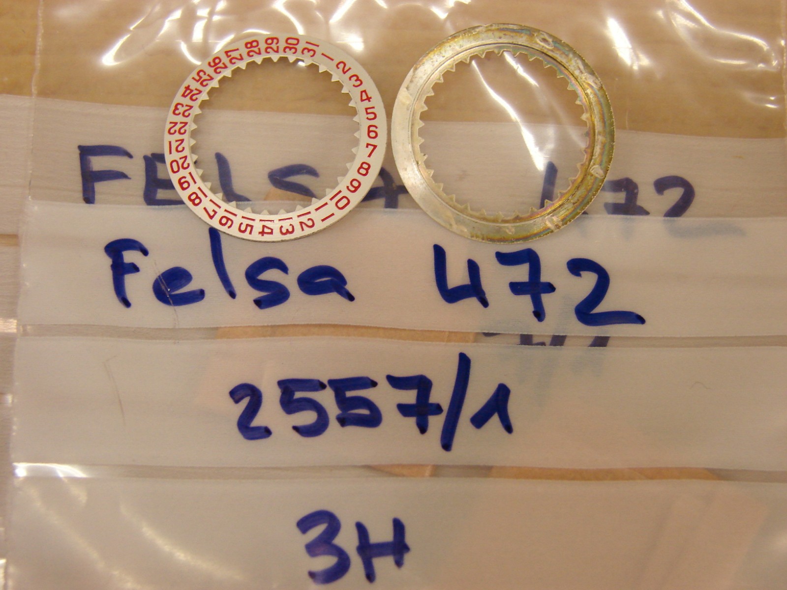 Felsa date discs #2557 multiple cals472,692,783,4002,4007,4009,4024,4032,4452/56