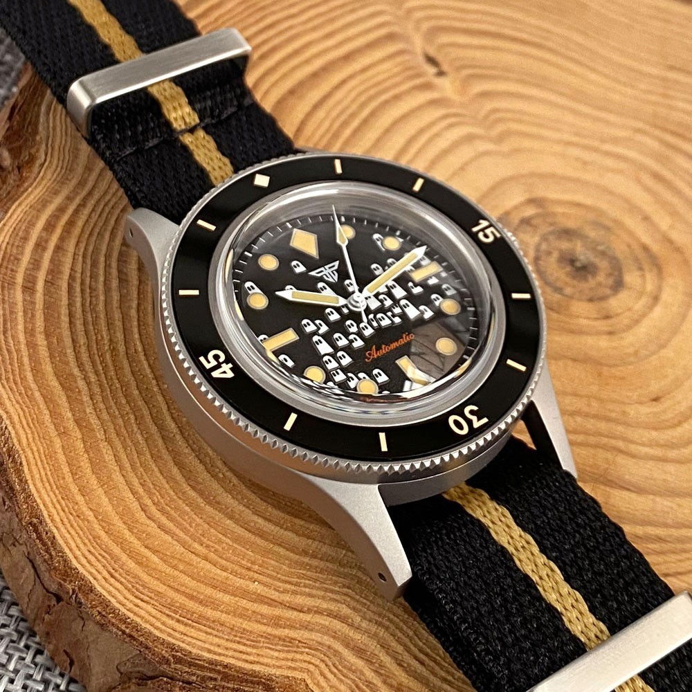 Tandorio New NH35A Automatic Men Watch Luminousn Sapphire Glass 200m Waterproof