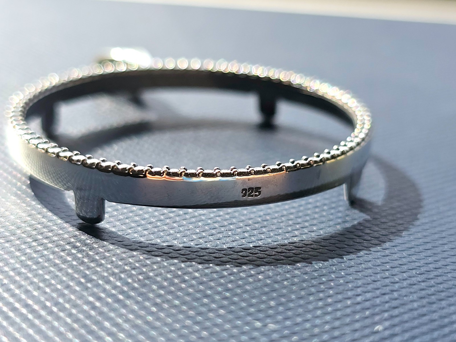925 Sterling Silver Prong Back Illusion Edge Bezel for 34mm Mexican 1 Peso Coins