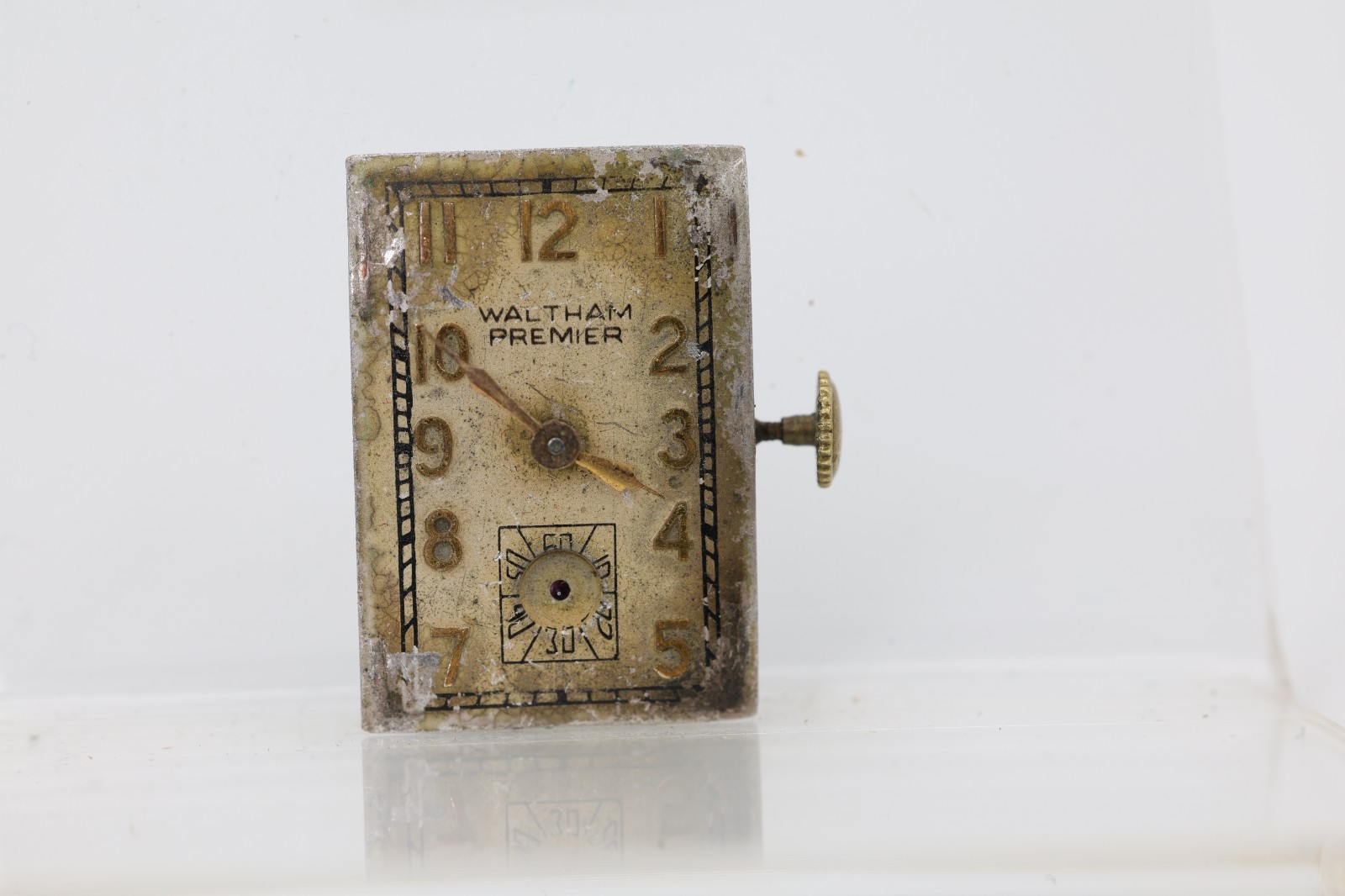 WALTHAM PREMIER cal. 750, 17j WRIST WATCH MOVEMENT FOR REPAIR (NA)