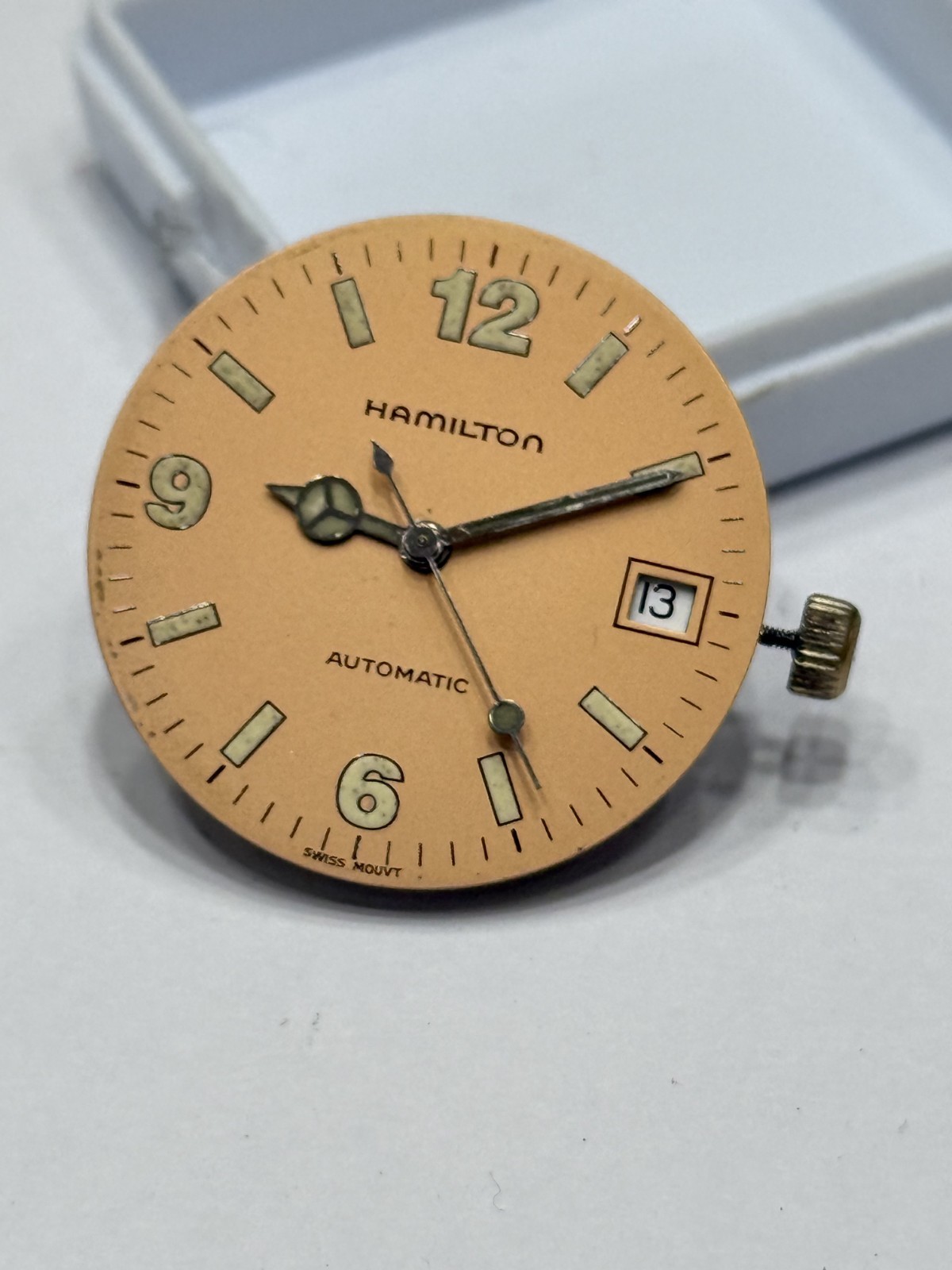 Movement Hamilton Eta 2824-2 Automatic Swiss 25 Jewels Made Salmon Dial Working