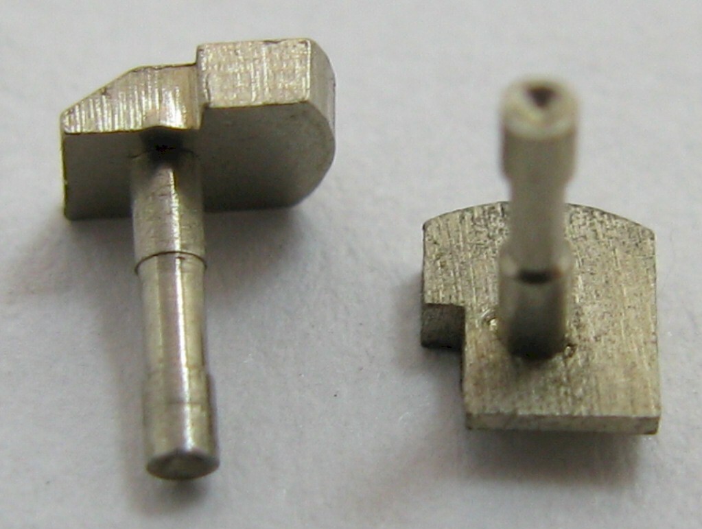 LeCoultre caliber 484, 494 pusher height 4.4 mm & notched 2.5 x 3.3 mm end