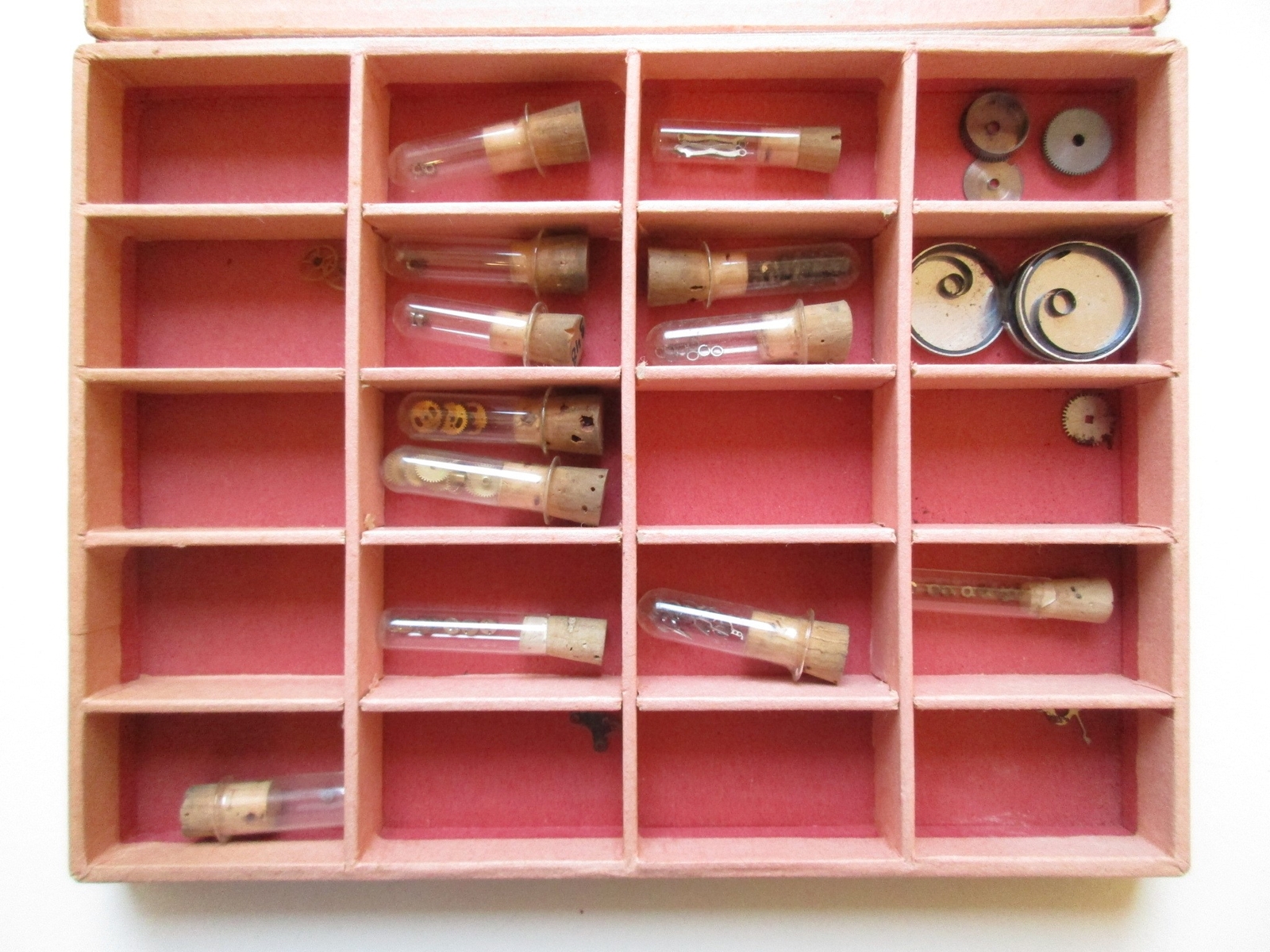 Cupillard 10½”‘ cal. 233 Swiss watch movement part – vintage assorti box