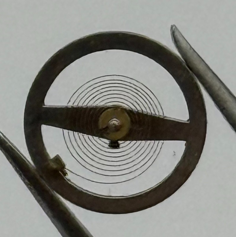 OC R7 DGT Balance Wheel Complete And Spring 10½”’ 1534 Watch Movement Parts NOS