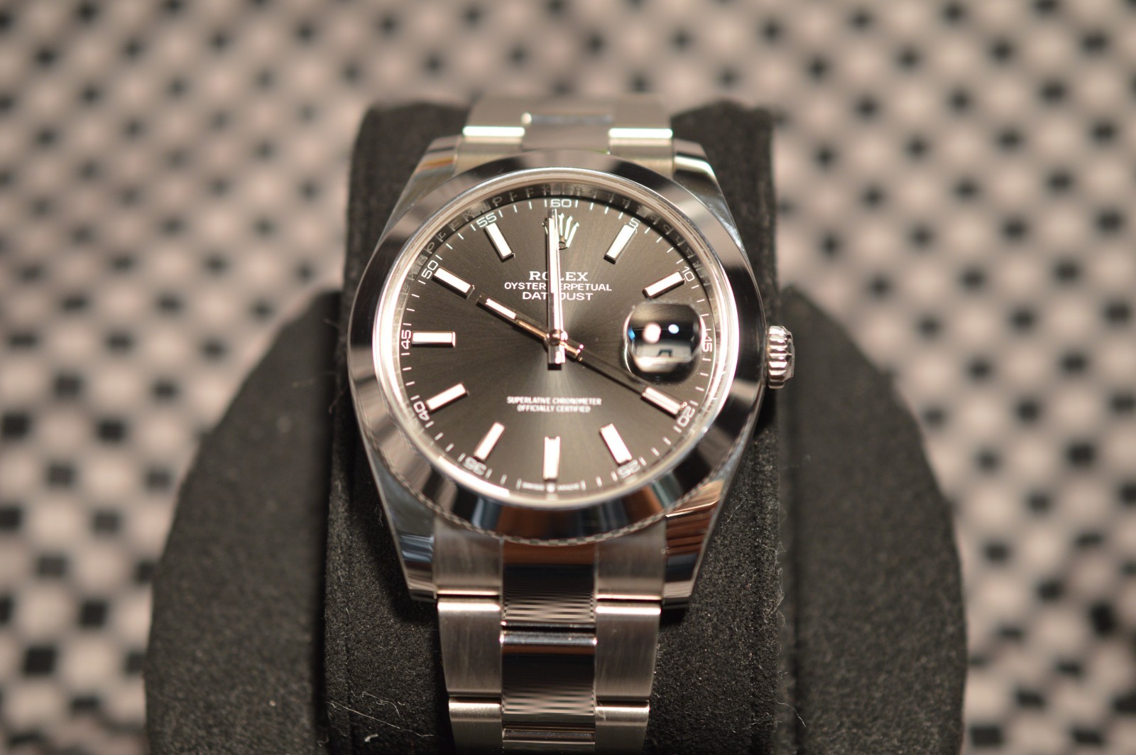 2025 Rolex Datejust 41mm Black Dial 126300 Full Set.