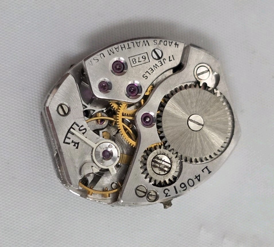 Waltham USA Cal. 678 17J Manual Wind Movement • Vintage 17 Jewel – Good Balance