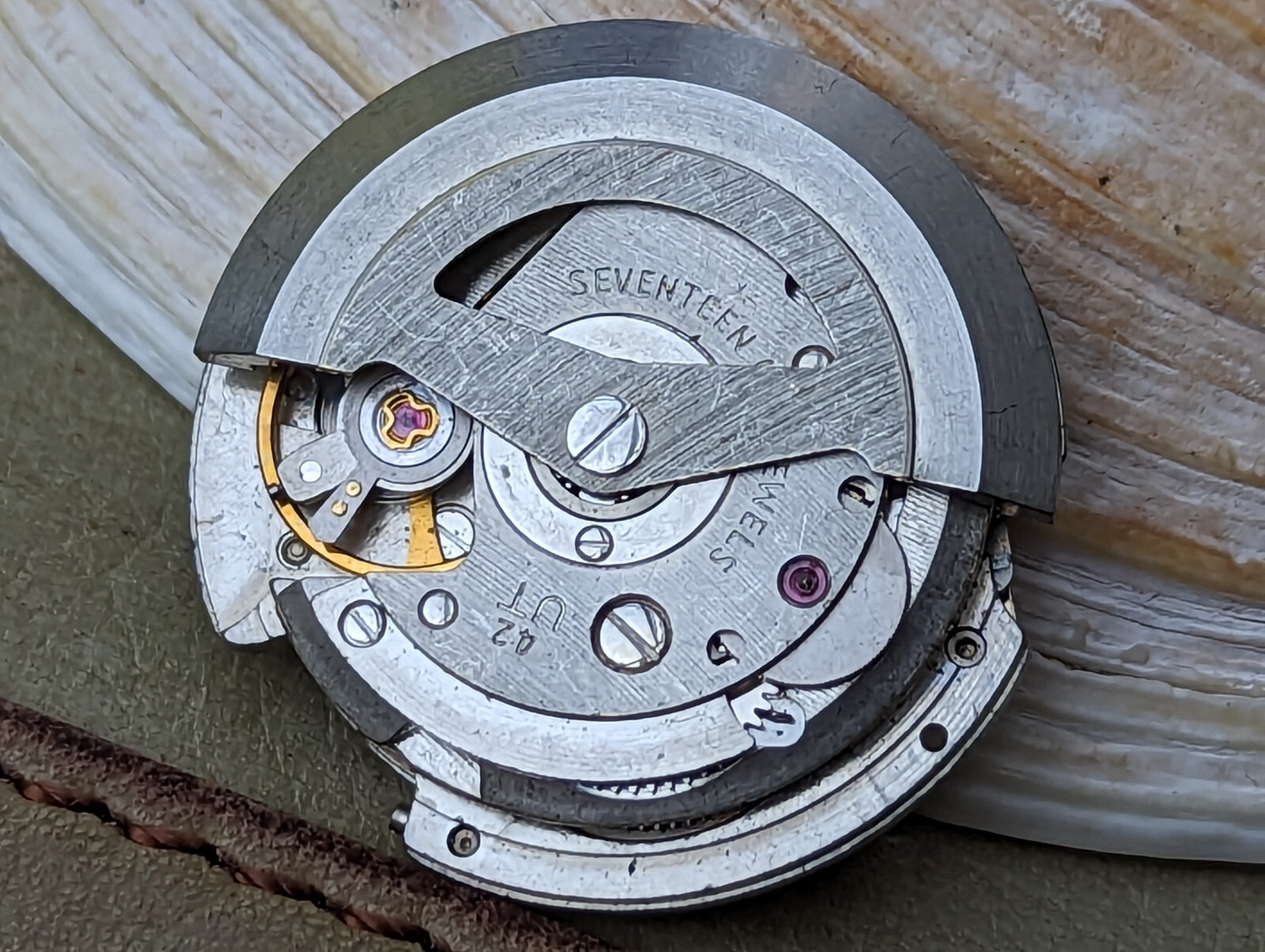 Vintage 1960’s UT 42 Automatic Movement FOR PARTS/REPAIR