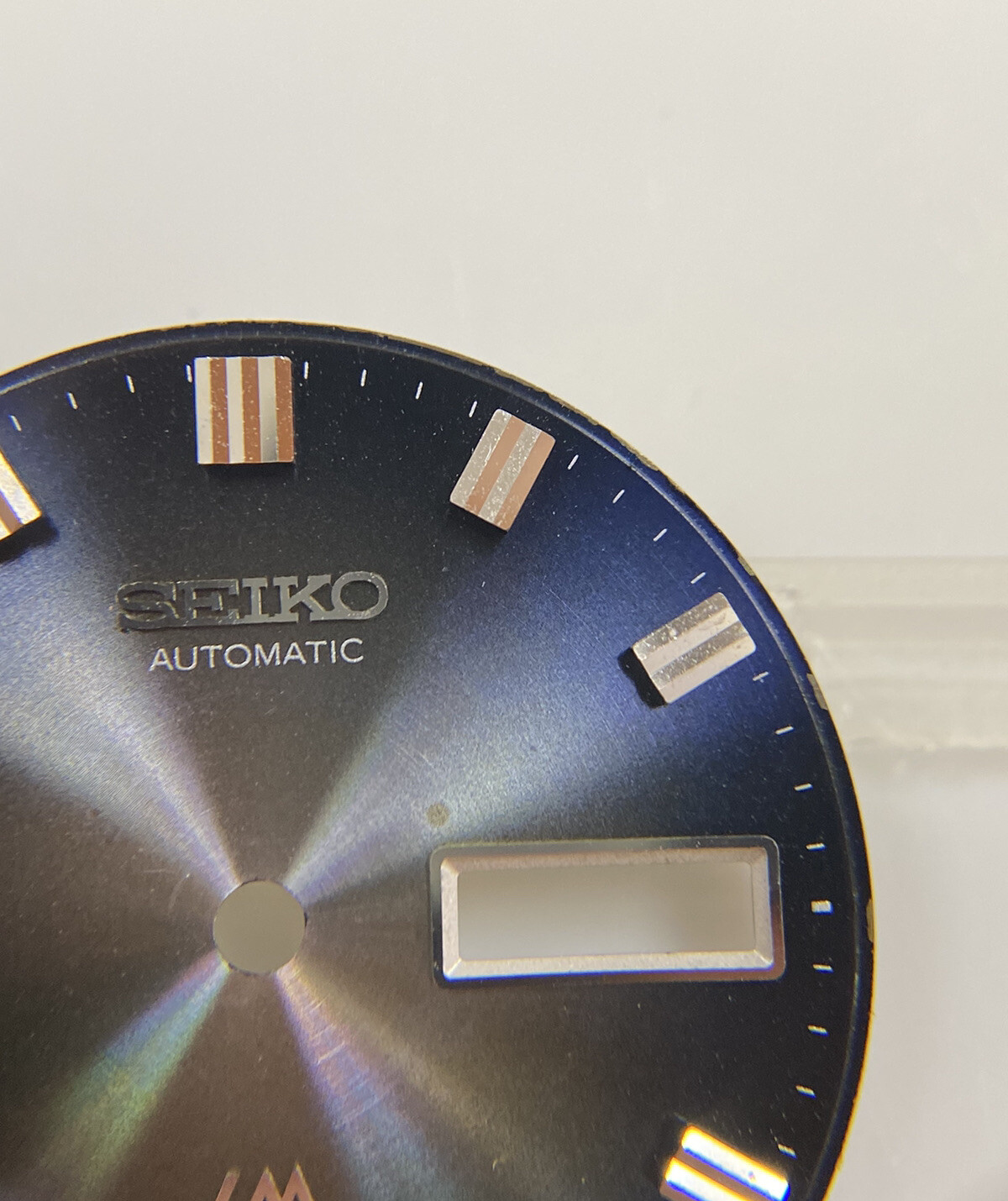 Original Seiko Automatic LM 23J 5606-8060 8090T Blue Day/Date 28.5mm Dial