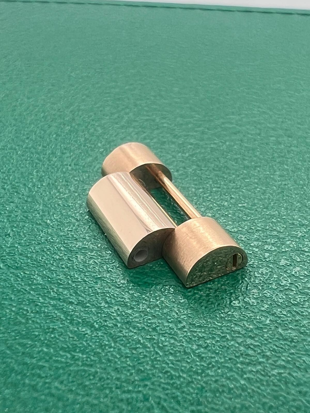 Authentic 18K Rose Gold 17.2mm President Link new style 228235 228345