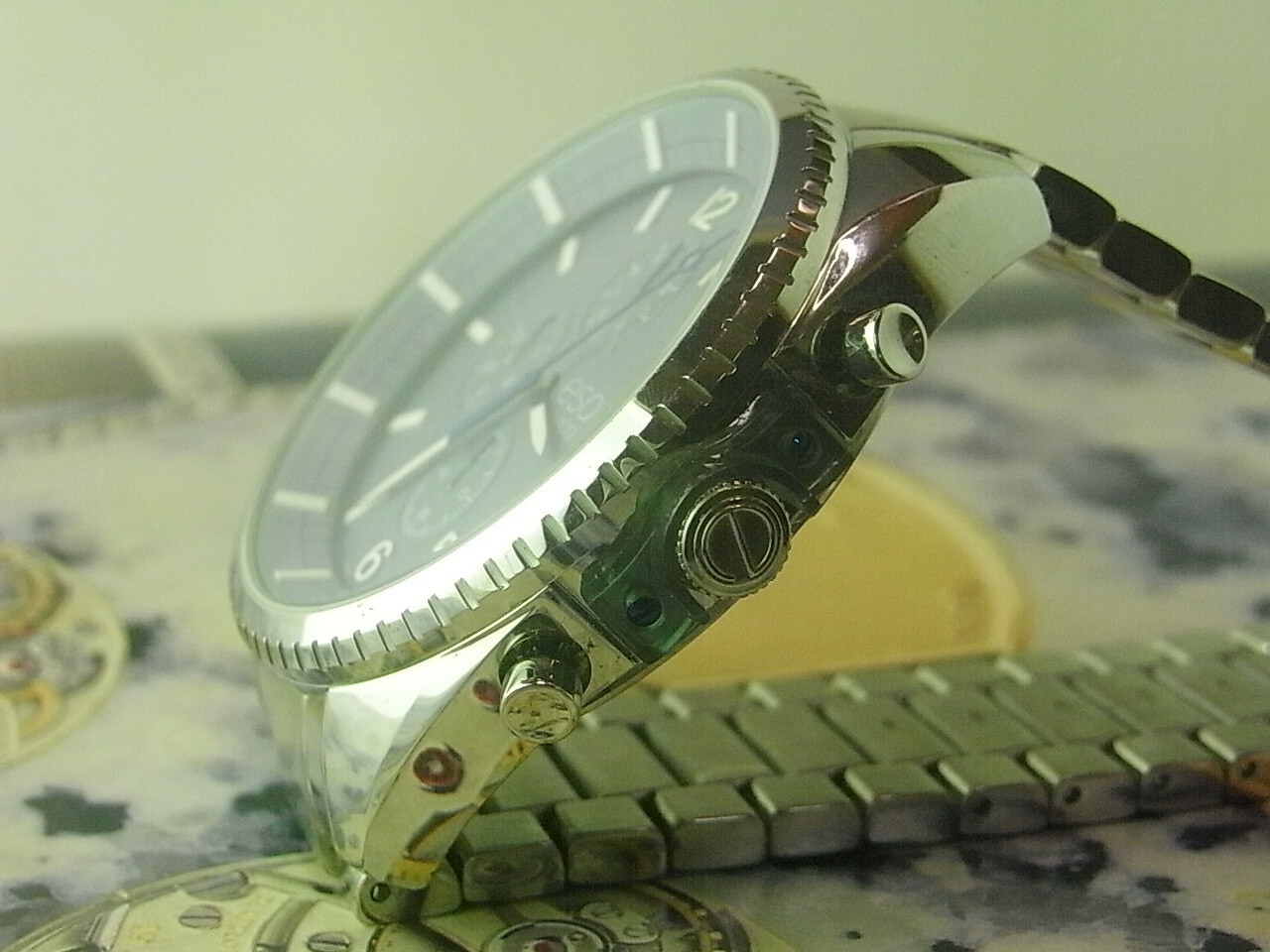 44MM ESQ BY MOVADO CATALYST CHRONO SALESMAN SAMPLE DEMO WATCH (without movement)