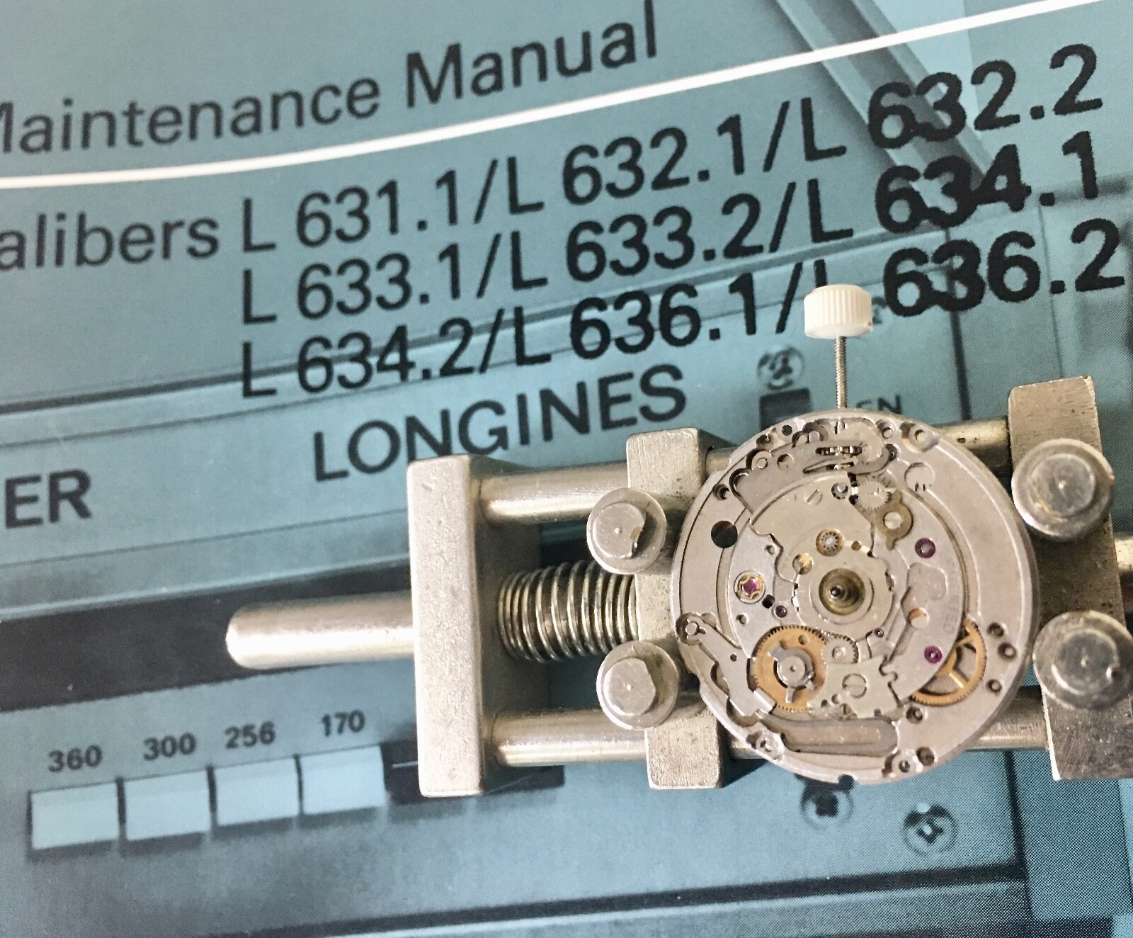 Vintage Longines L.636.2 automatic calendar watch movement Admiral c. 1960s/70s