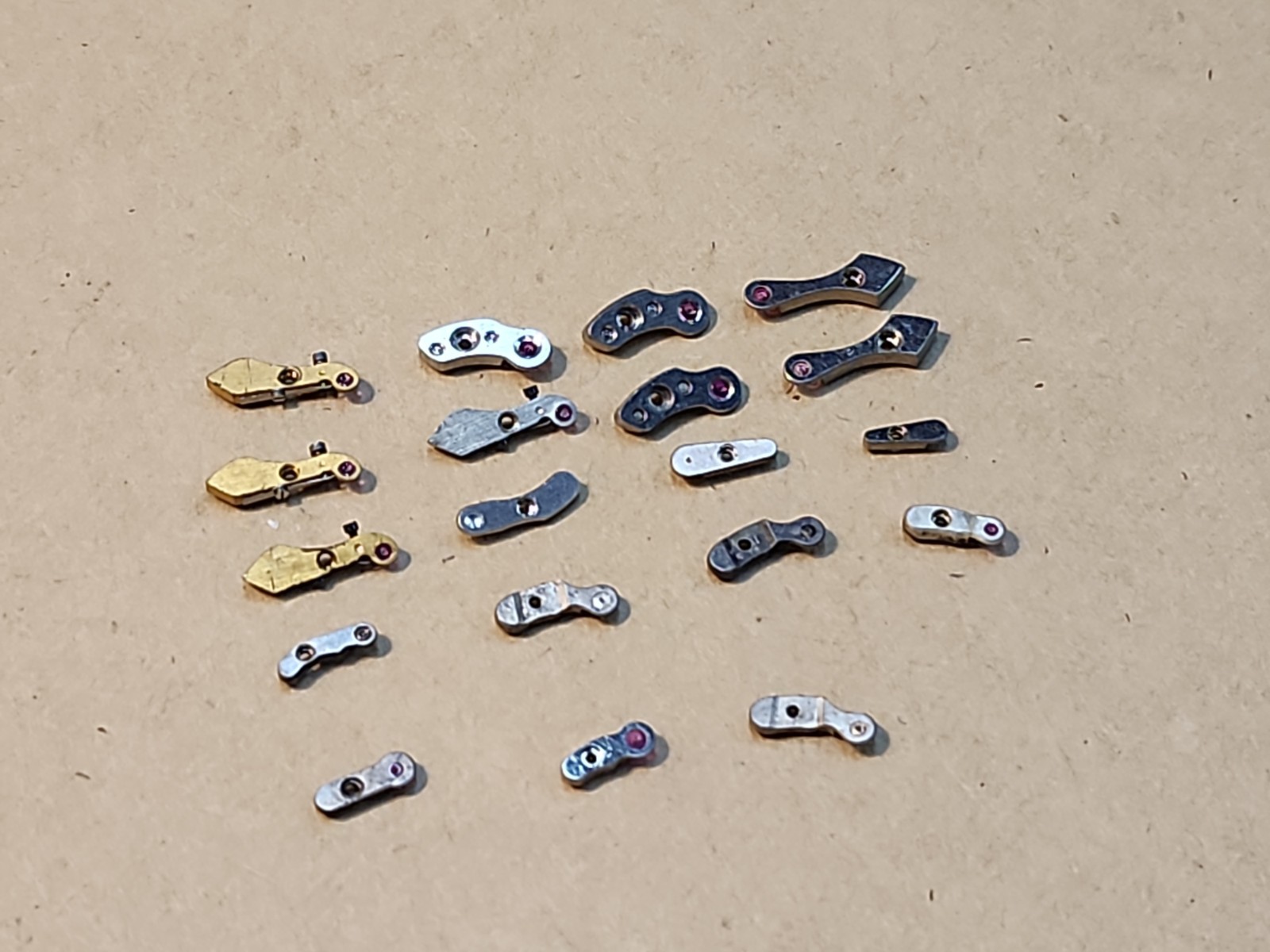 Lot Of Mixed Wristwatch Bridges Movement Parts Spares Repairs