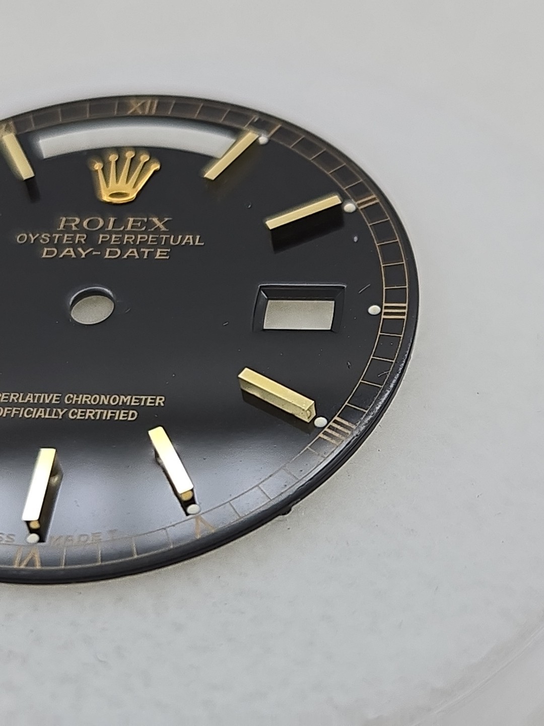 Rolex Dial , President 18038, 18238, Glossy Black Roman Numbers ,Tritium, NOS