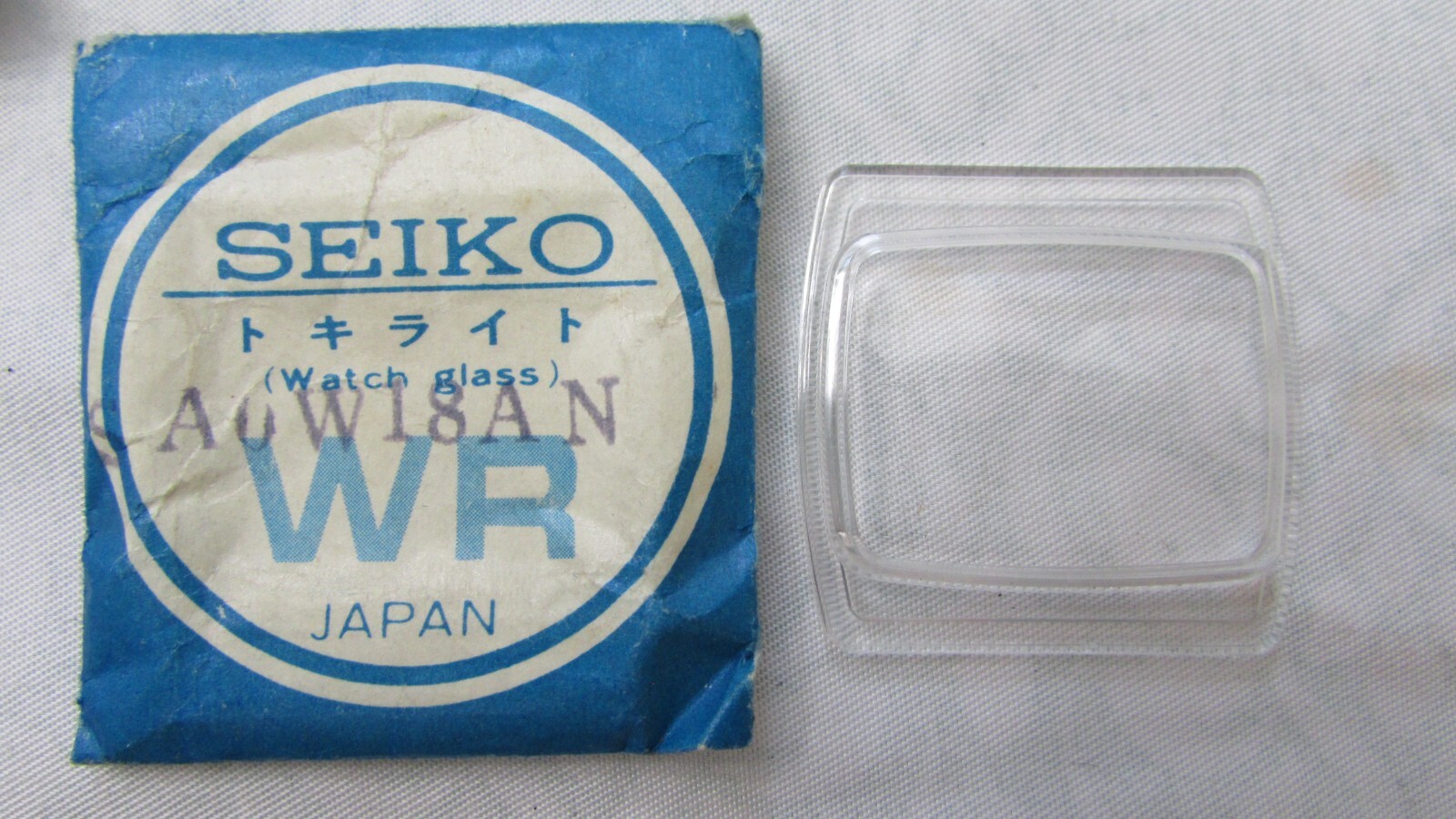 VINTAGE NOS ORIGINAL SEIKO CRYSTAL SA0W18AN FOR WATCH 5060-5070 LORD MATIC WC1