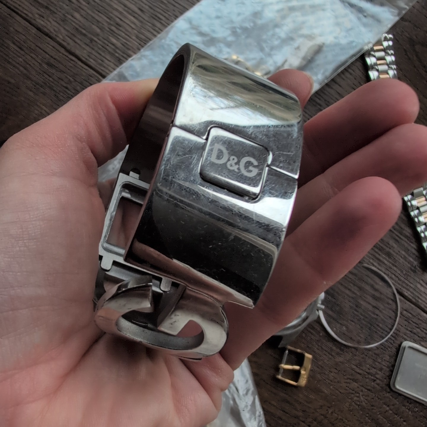 Lot of Watch Parts inc D&G, Skagen, Hugo Boss Case (DG11)