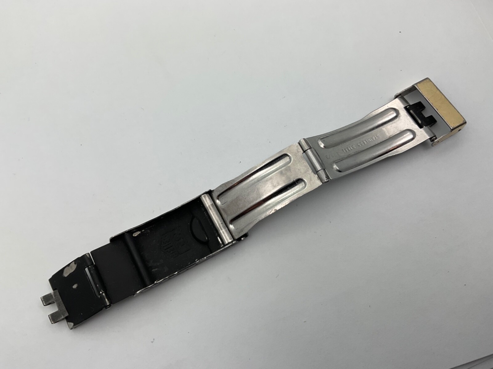 Mens Tag Heuer 980.029 black and gold Tone clasp 229/3