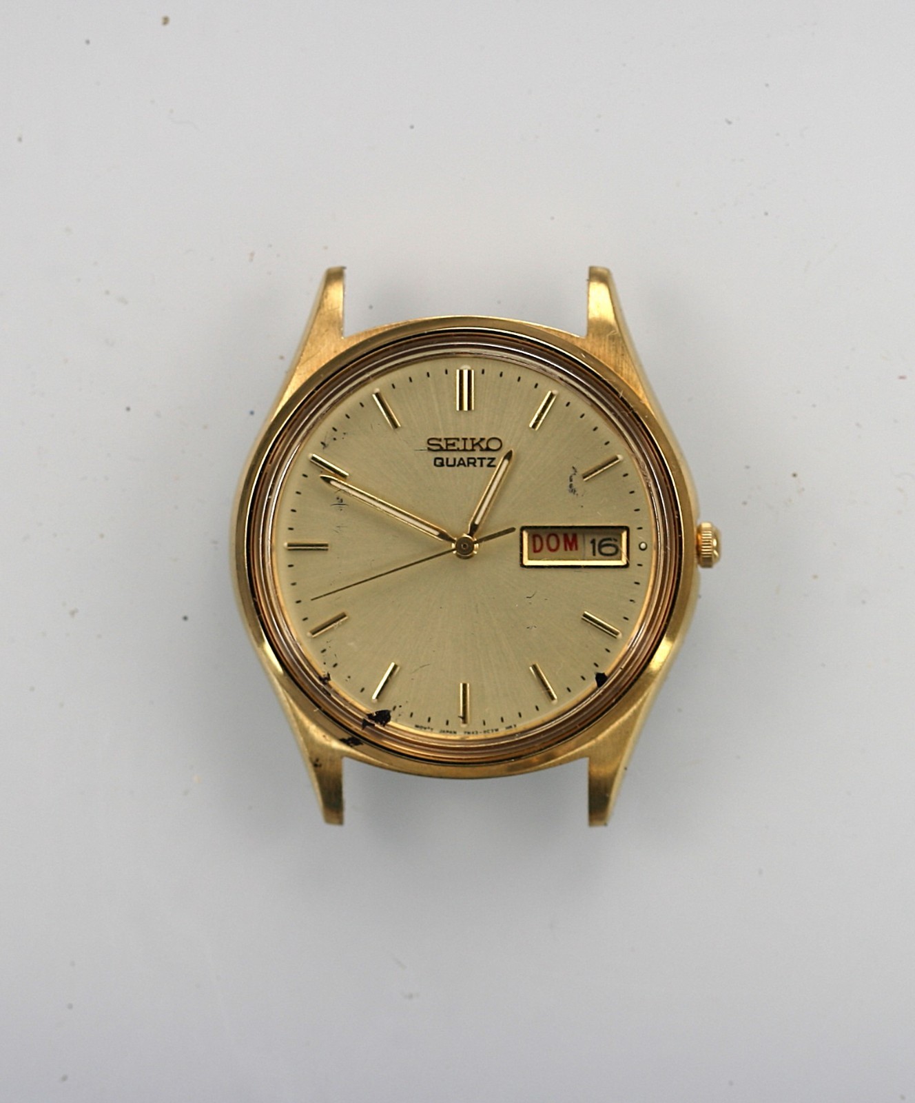 Seiko Watch Men 7N42-8109 Titanium WR Gold Stainless Day Date Quartz NON WORKING