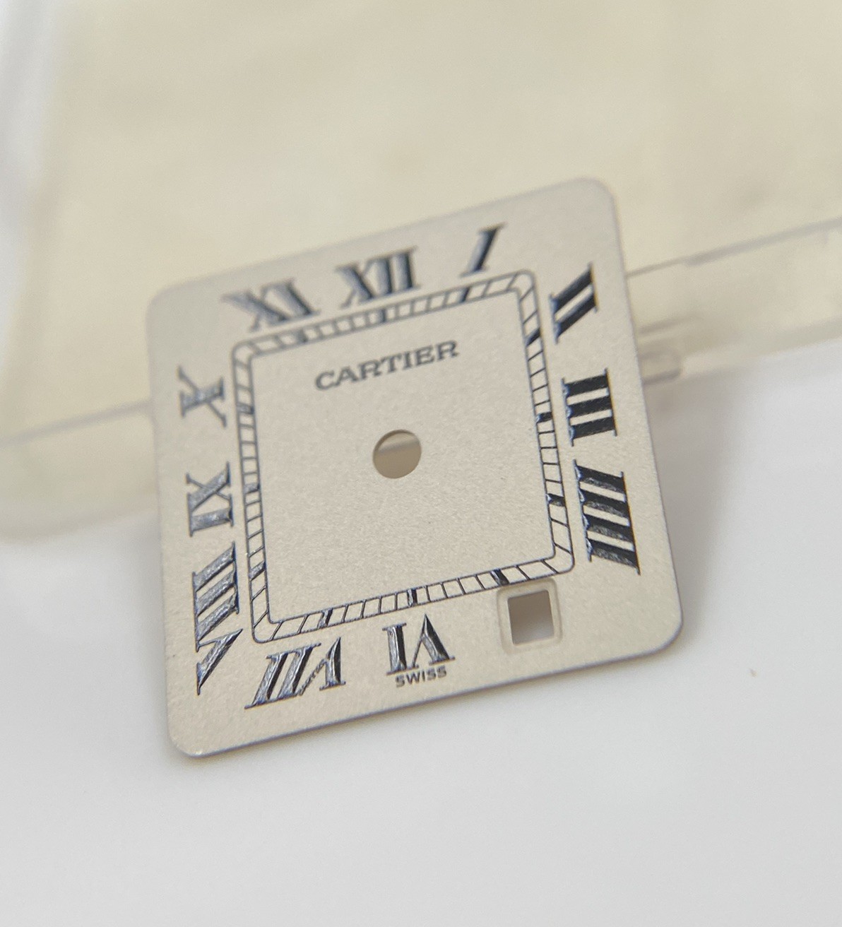 Original Cartier Panthere 83949 Cal 83 Cream 37837306 Midsize Date @5 Roman Dial