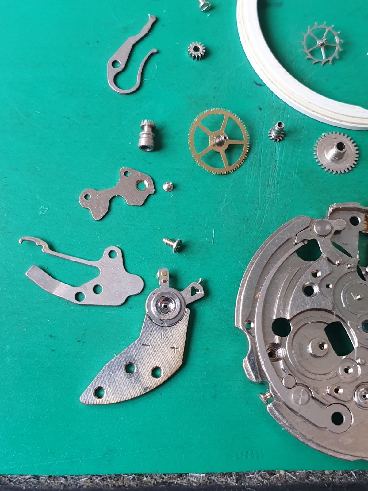 SEIKO 6119 C ORIGINAL PARTS (Single Sales Possibility)