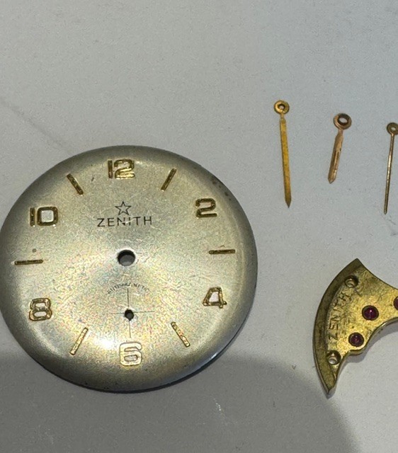 Zenith 126 21 Parts 2 Dials 5 Hands Great Condition