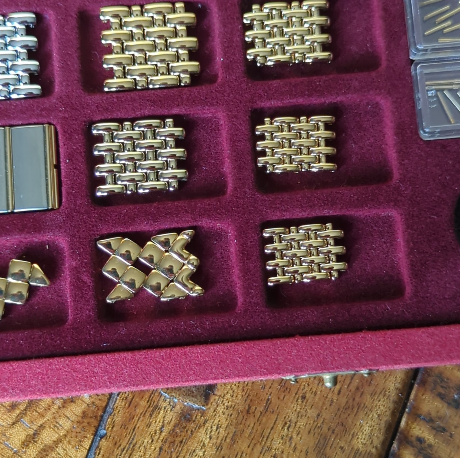 Raymond Weil Comprehensive Watch Bracelet Link Kit Mens and Ladies Circa 1990