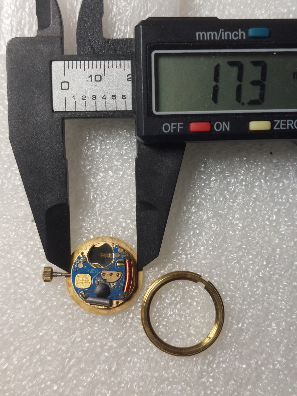 longines movement L 111.2 ETA 956.112