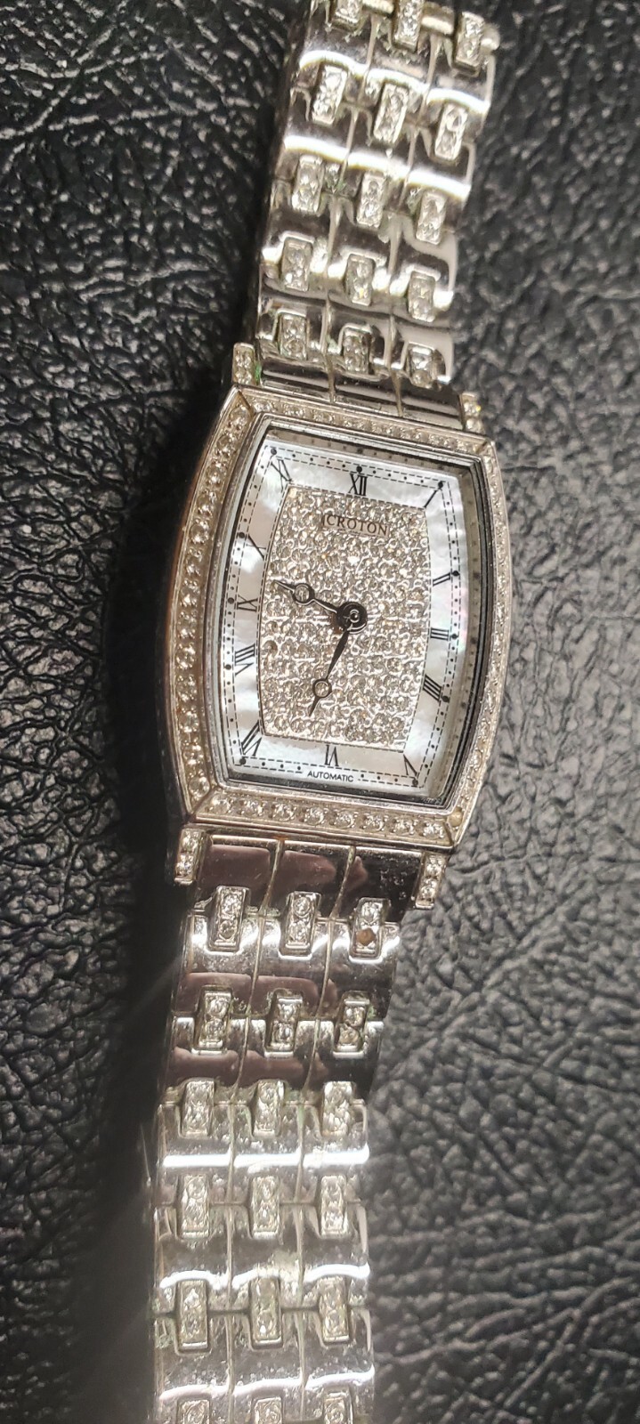 Croton Automatic Gemmed Watch Sapphire Crystal Silver 25 Jewels Mother Of Pearl