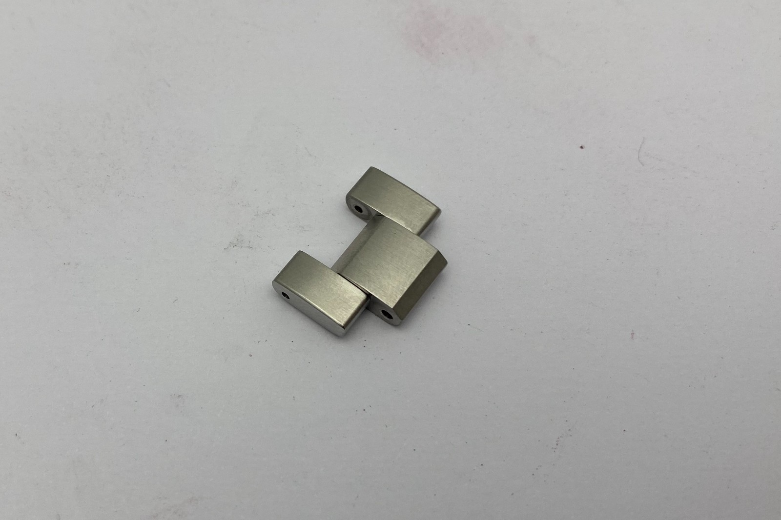 Tag Heuer Aquaracer Calibre 16 Watch Link 18mm BA0833 CAP2110 CAK2110 etc…